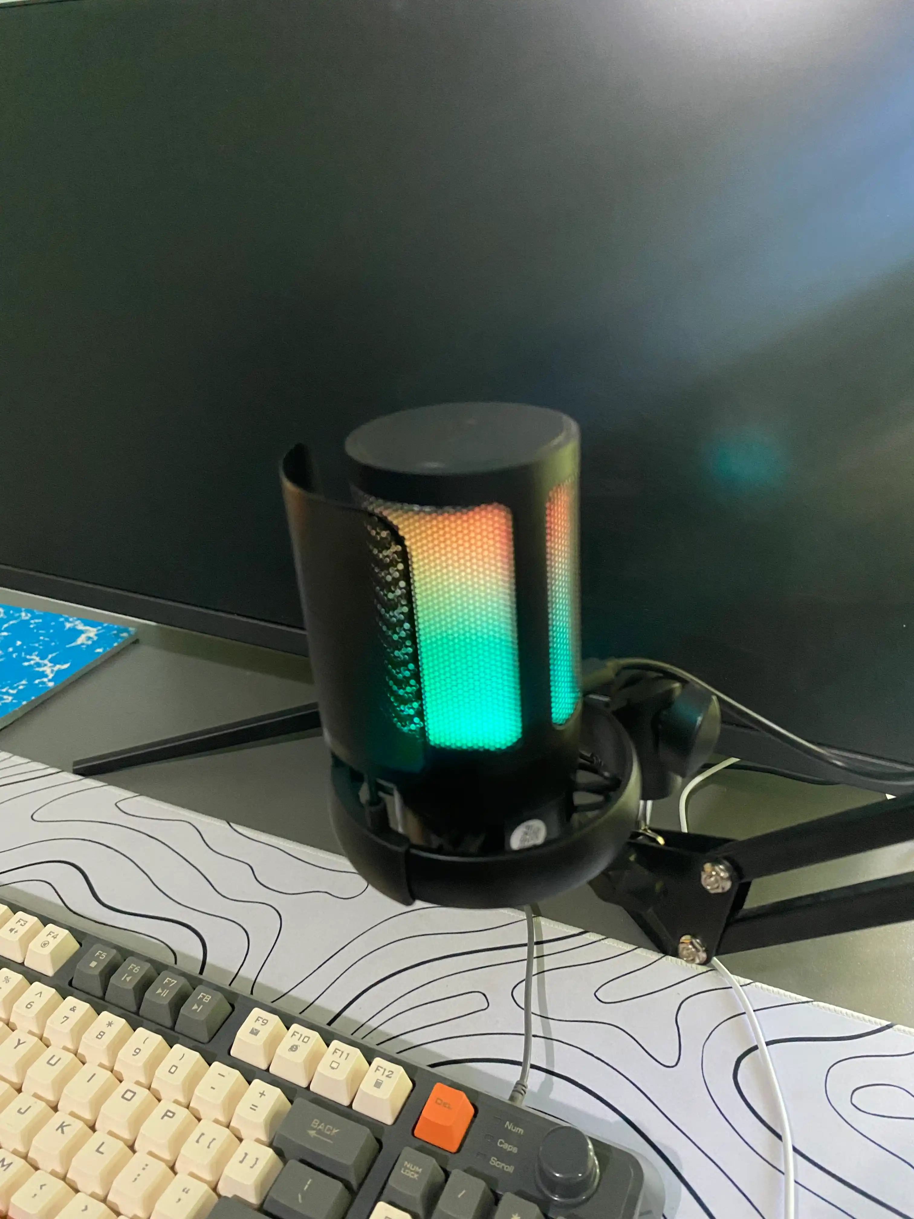 Микрофон для компьютера AQ-ME6S USB с кронштейном и RGB-подсветкой