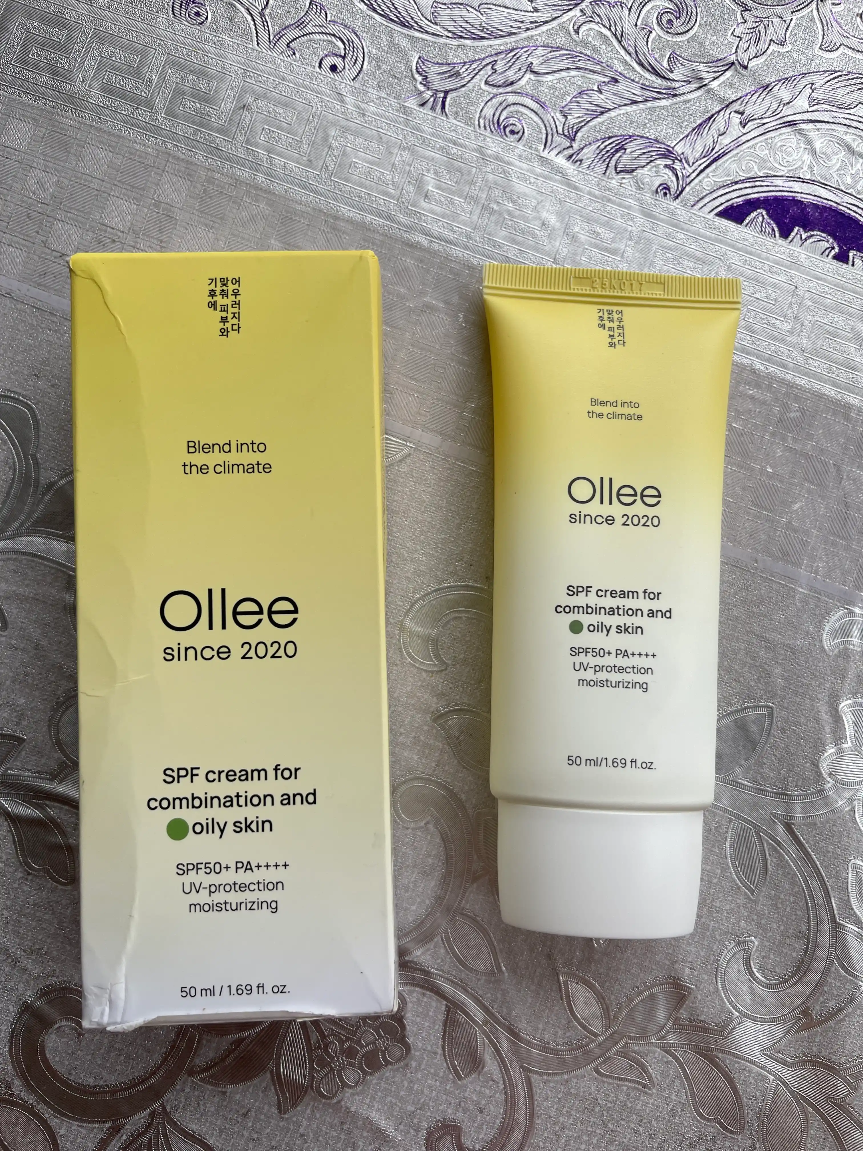 Солнцезащитный крем OLLEE для лица SPF50+ для жирной и комбинированной кожи, 50 мл