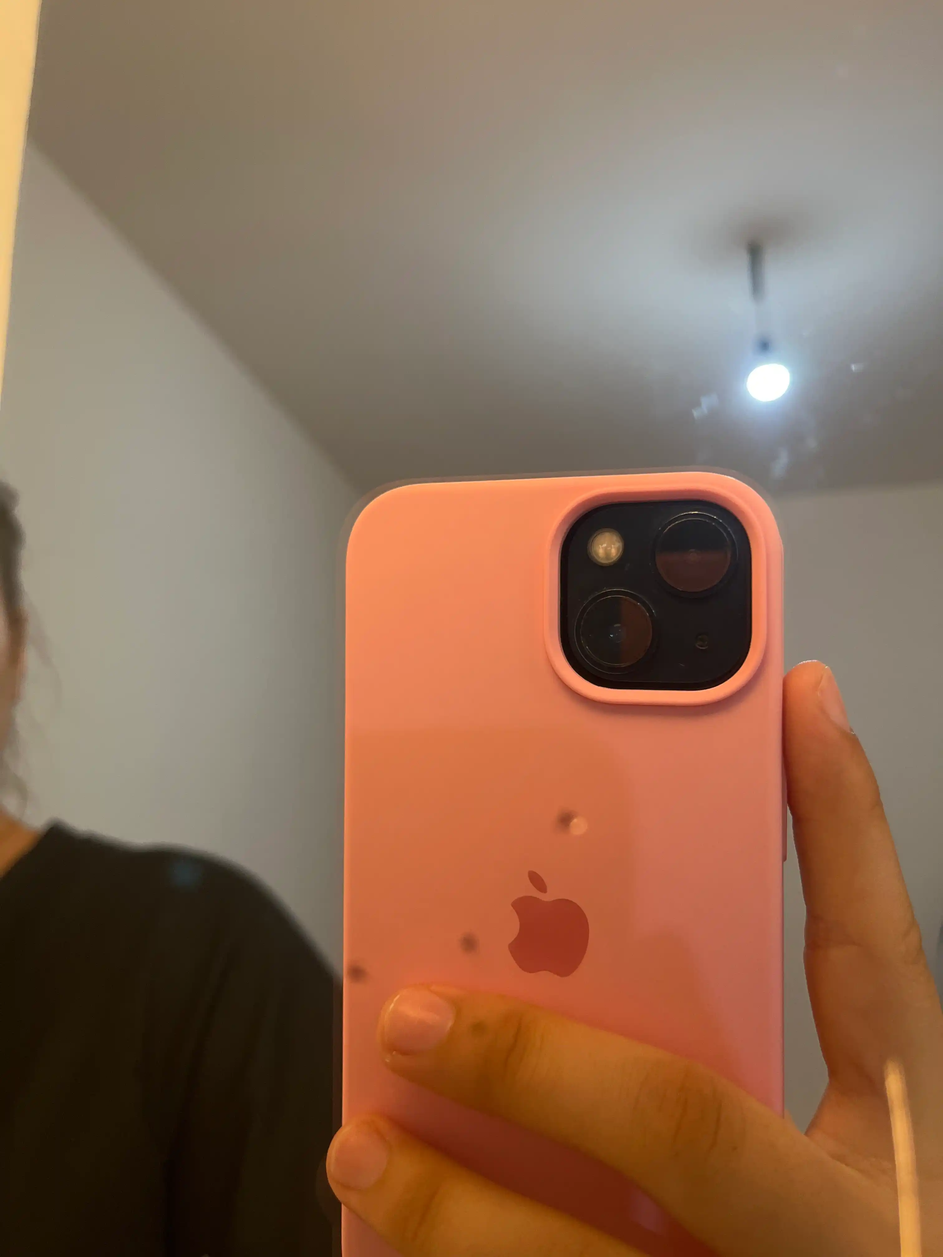 Силиконовый чехол для iPhone — мягкий, защитный и стильный чехол