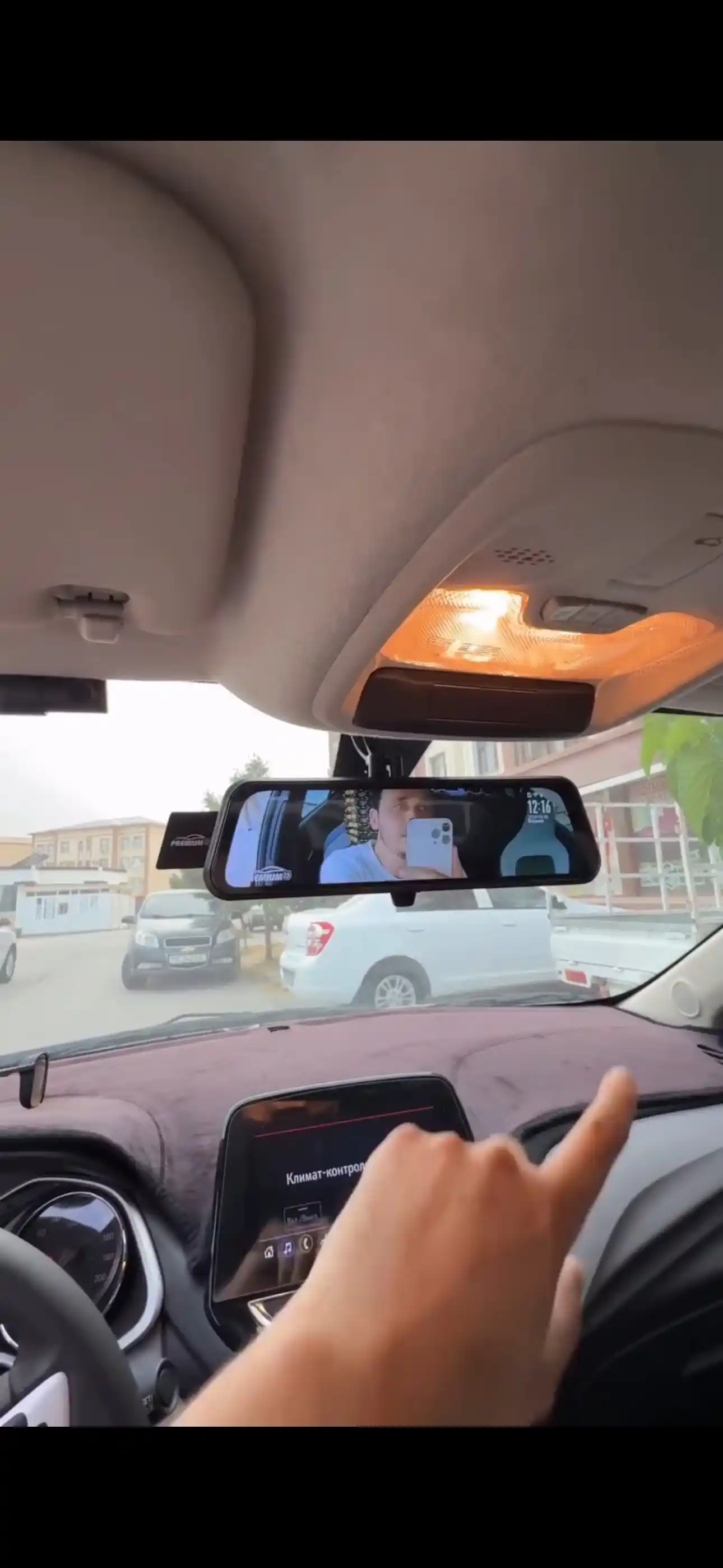 Videoregistrator-oyna PREMIUM-P9, CarPlay, (3 kamera,2.5K, Wi-Fi) Tungi rejim+32Gb fleshka