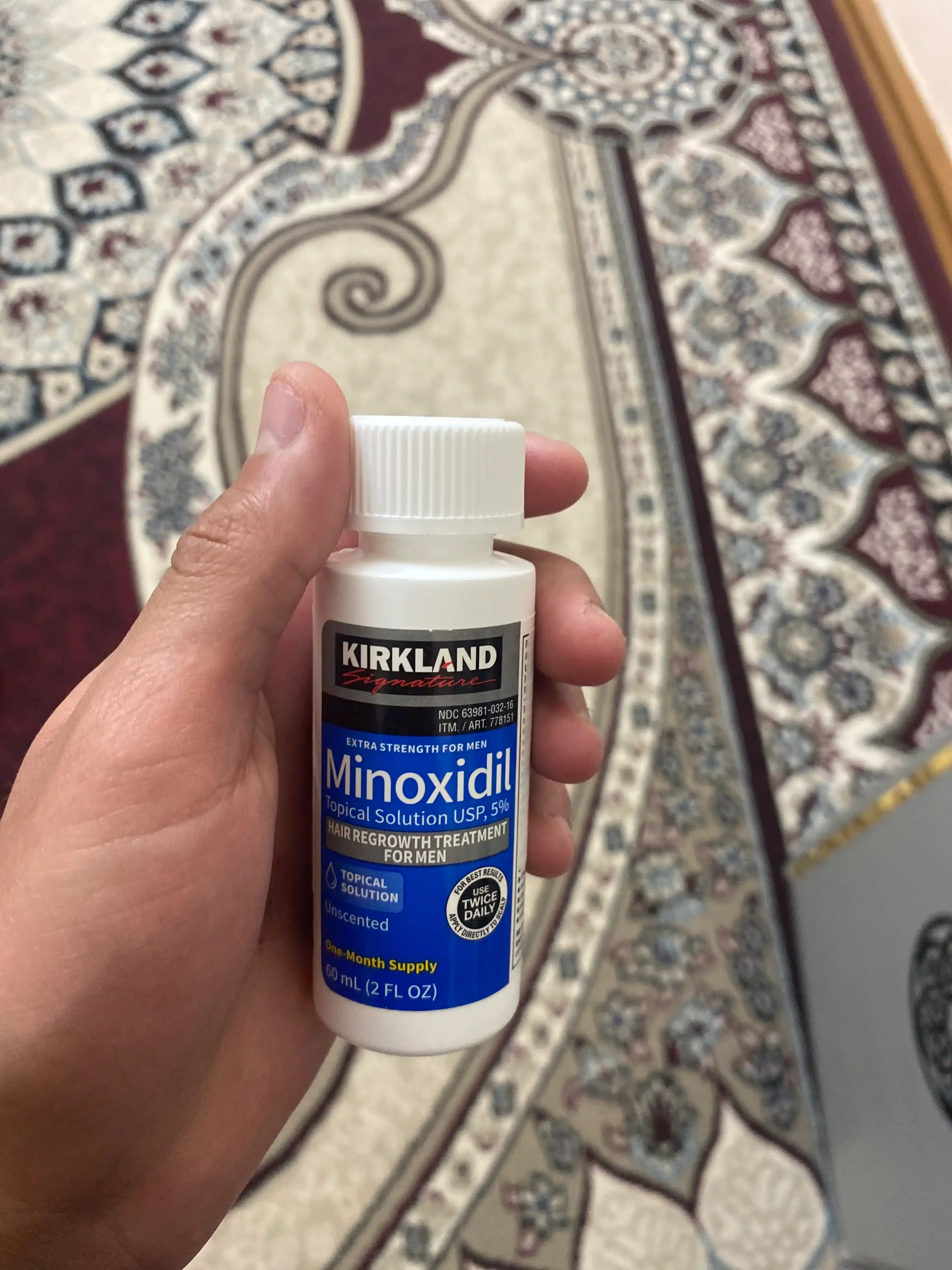 Soch va soqol o'stirish uchun minoksidil Kirkland Minoxidil 5%, 60 ml