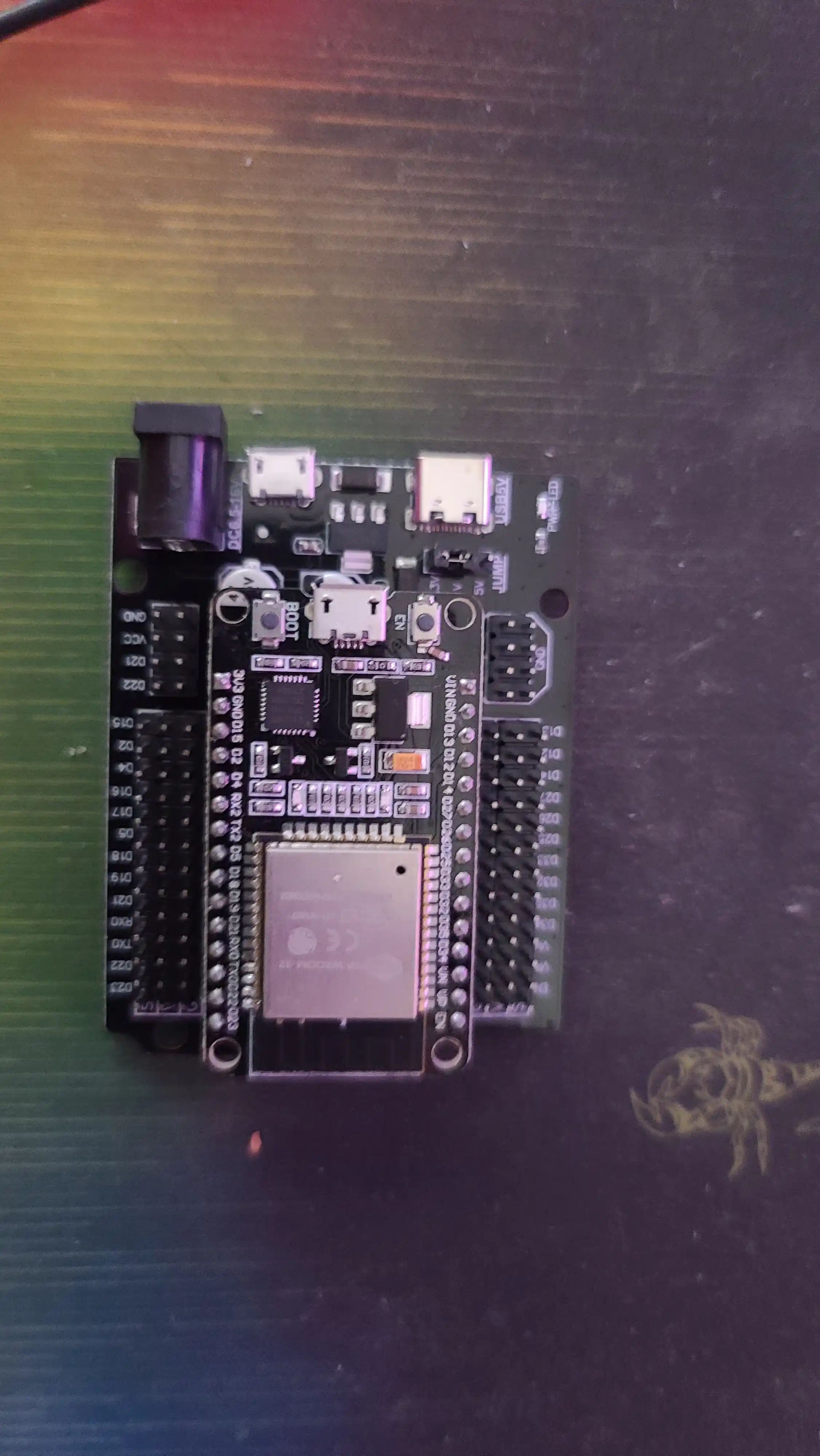 Плата расширения питания ESP32 DEVKIT V1