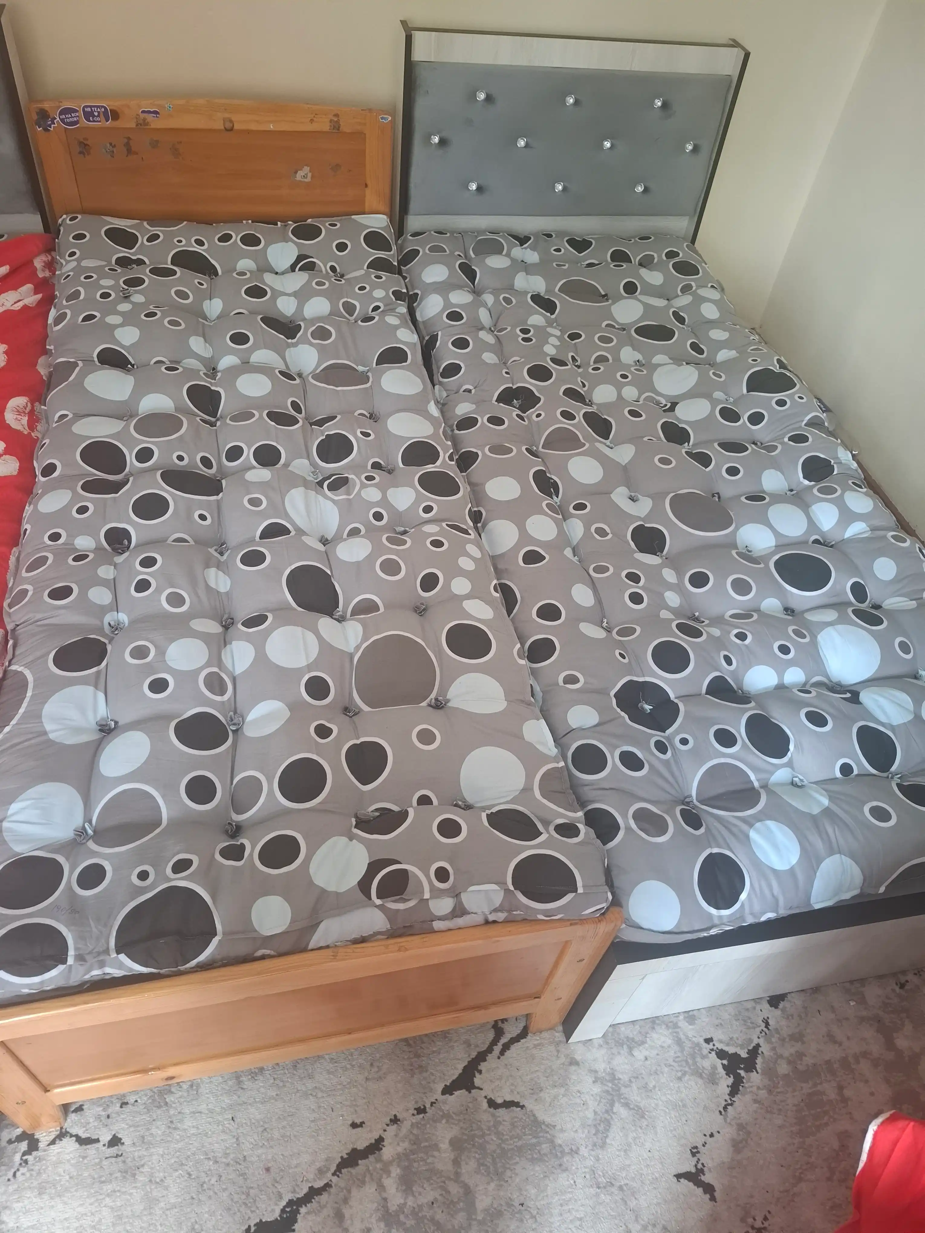 Yumshoq matras, yig‘iladigan, ko‘chma