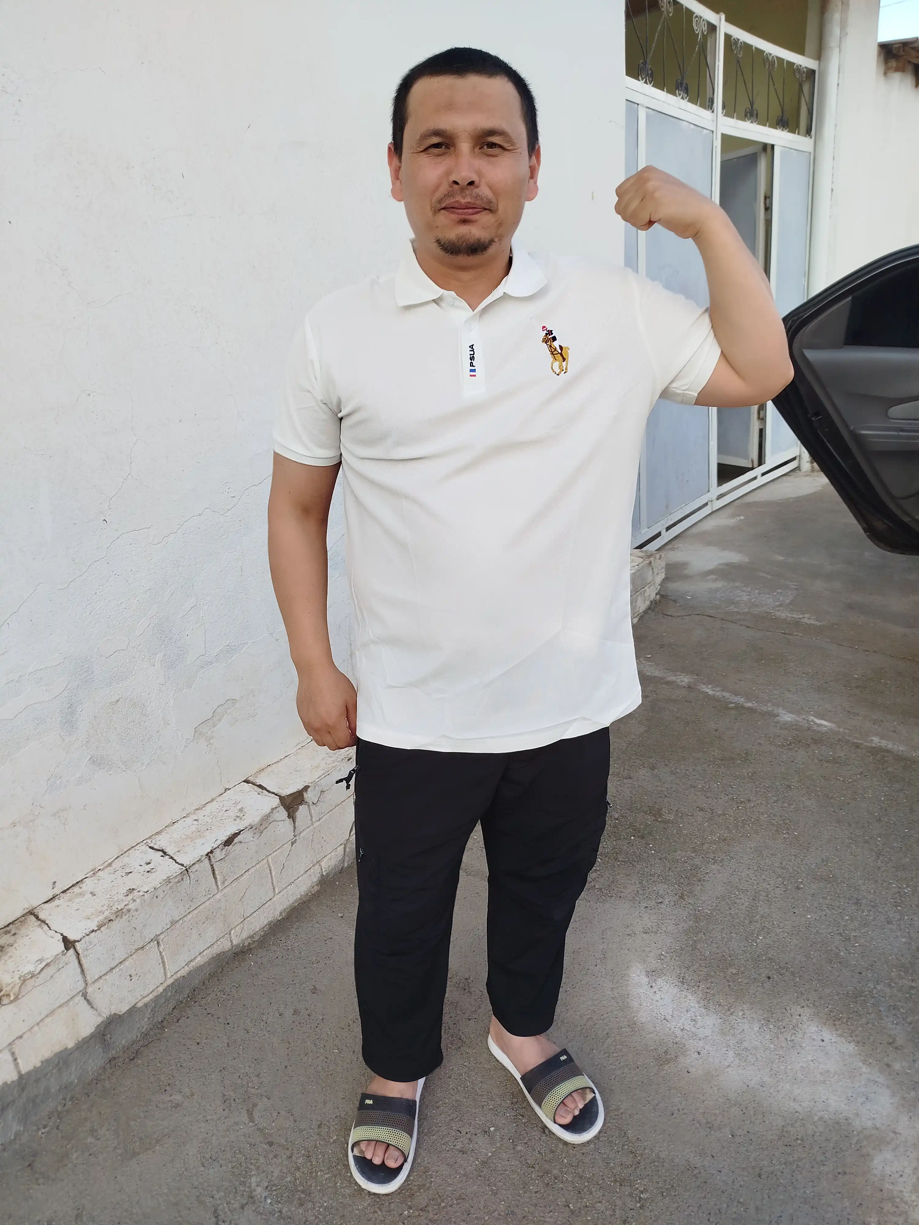 Erkaklar polosi, erkaklar futbolkasi