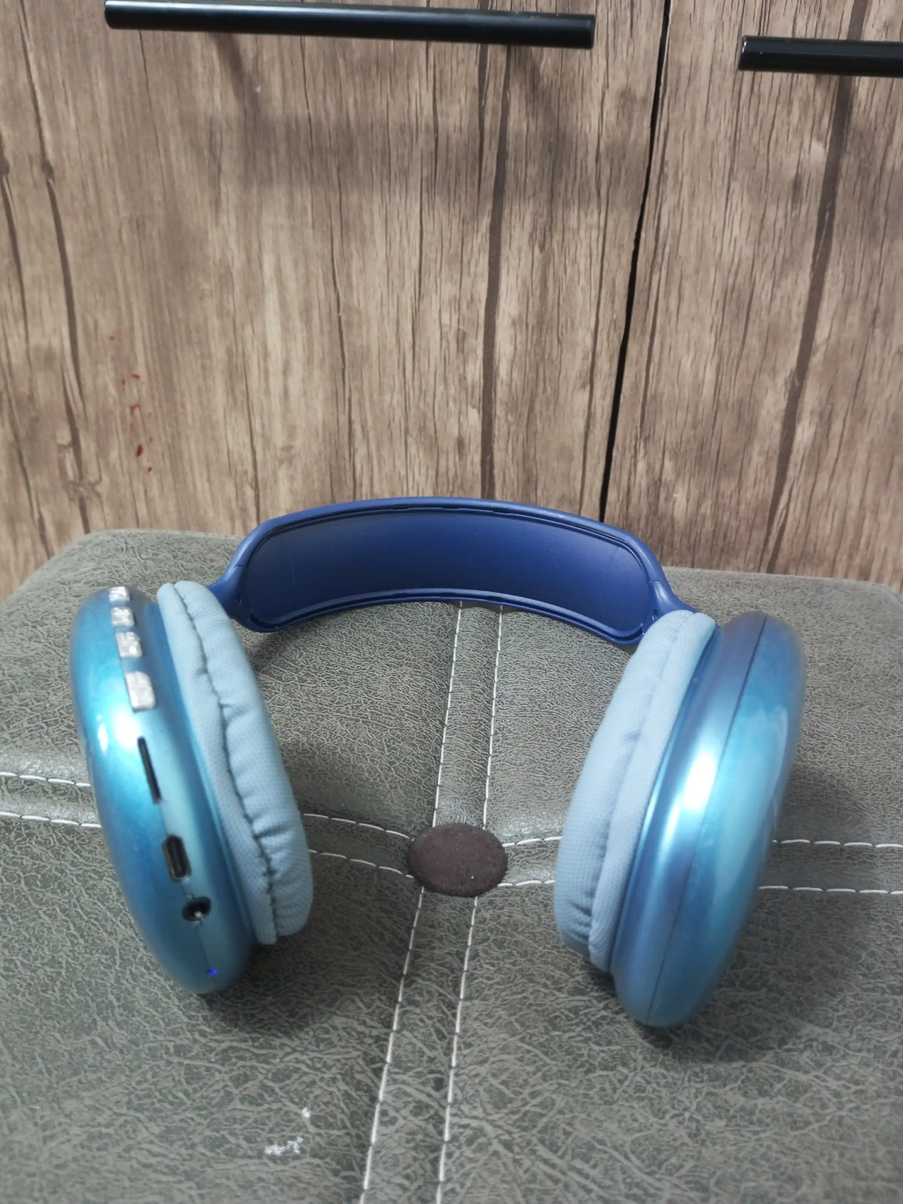 Simsiz quloqchinlar P9 Bluetooth, mikrofonli, to'liq o'lchamli