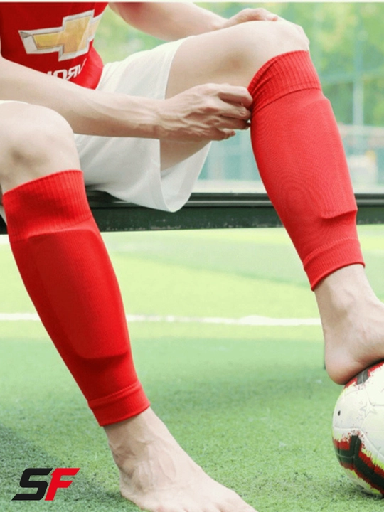 Bolalar uchun kesilgan futbol getrilari