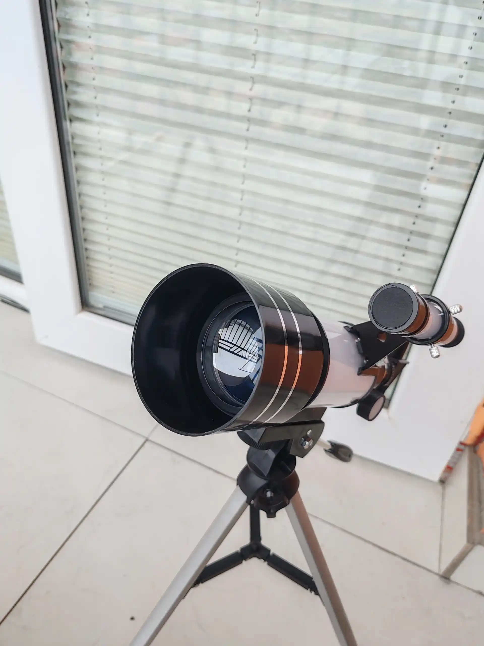 Teleskop F30070 – Professional astronomik teleskop, 70 mm obyektiv, 150x kattalashtirish
