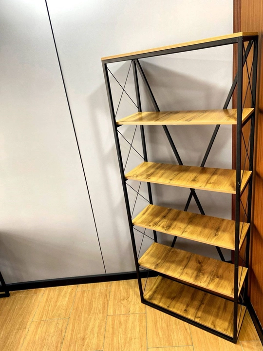 Loft tokchalar bloki, metall ramka, kitob javonini tashkillashtiruvchi