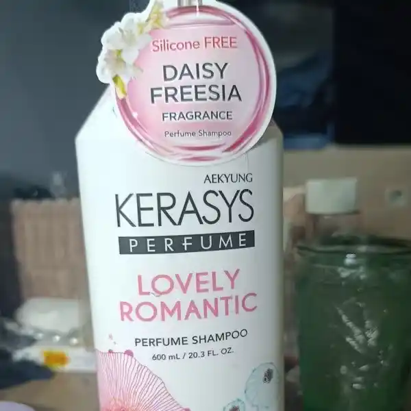 Shampun ayollar uchun hushboy iforli barcha turdagi sochlar uchun Kerasys 400 ml Koreya