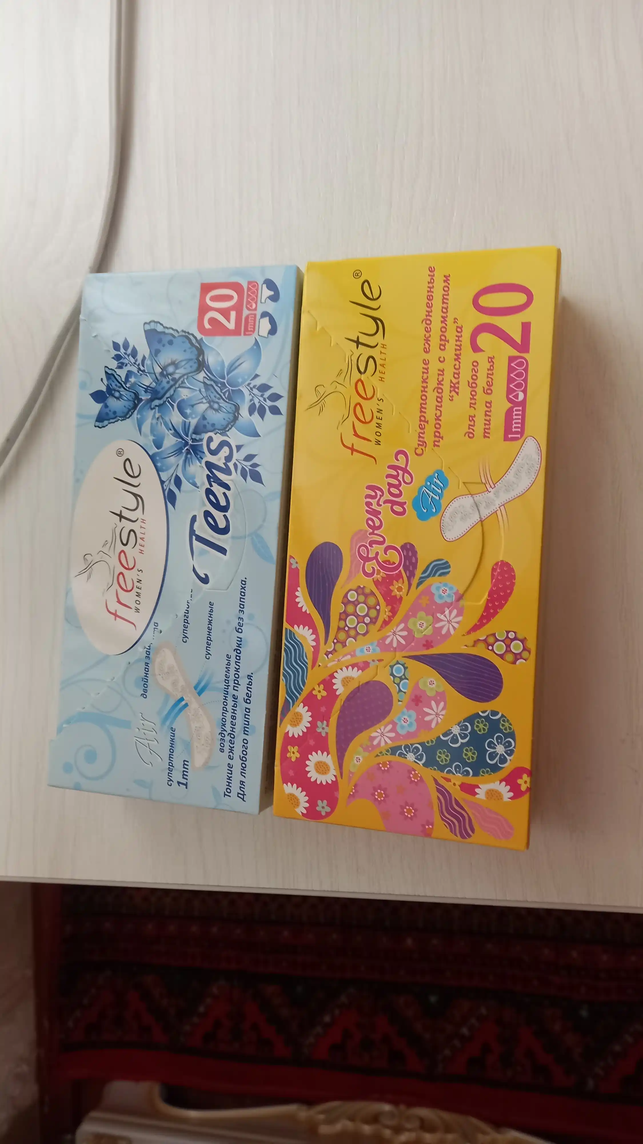 Kundalik ayollar gigiyenik prokladkalar "Free Style Teens" hushbo'y hidsiz, 20 dona