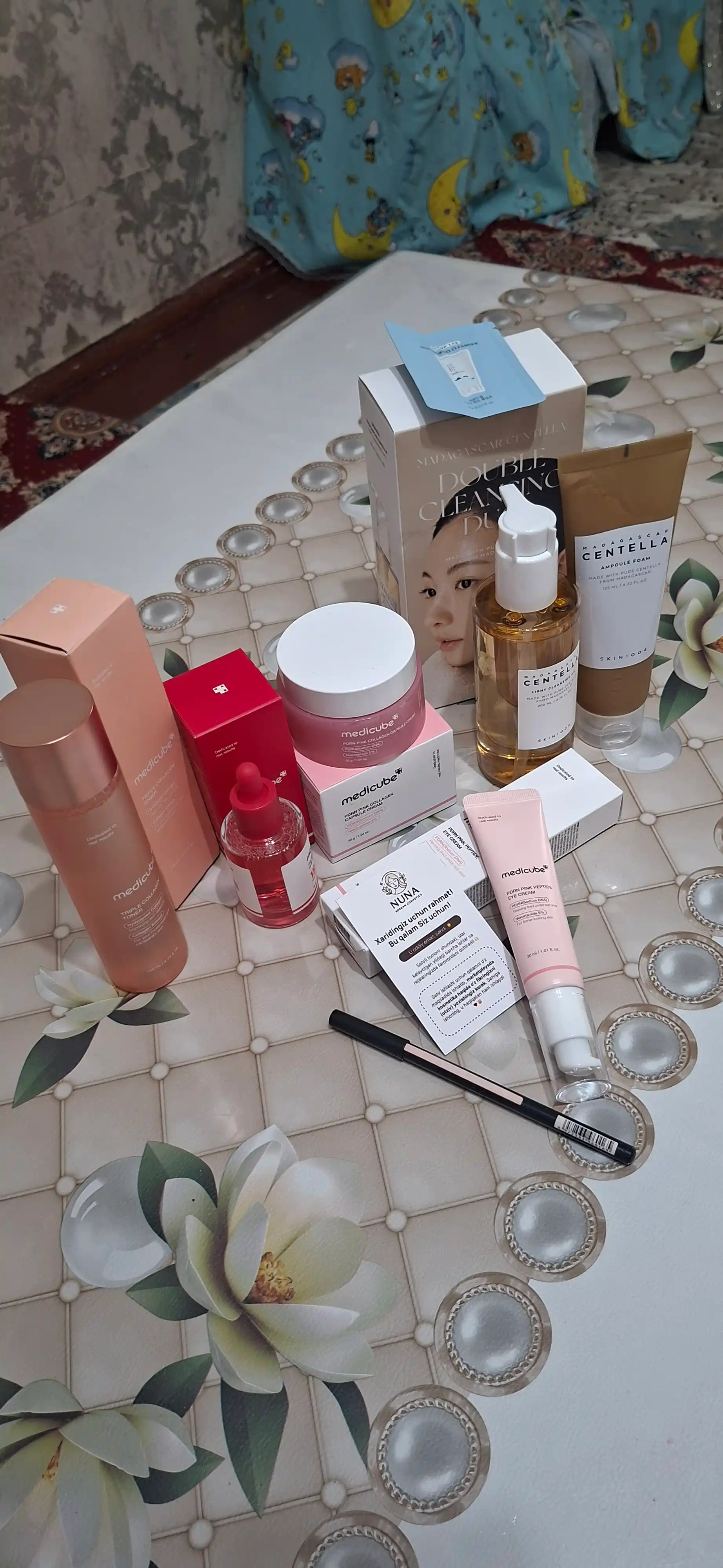 Капсульный крем для лица Medicube Capsule Cream, для осветления, лифтинга кожи