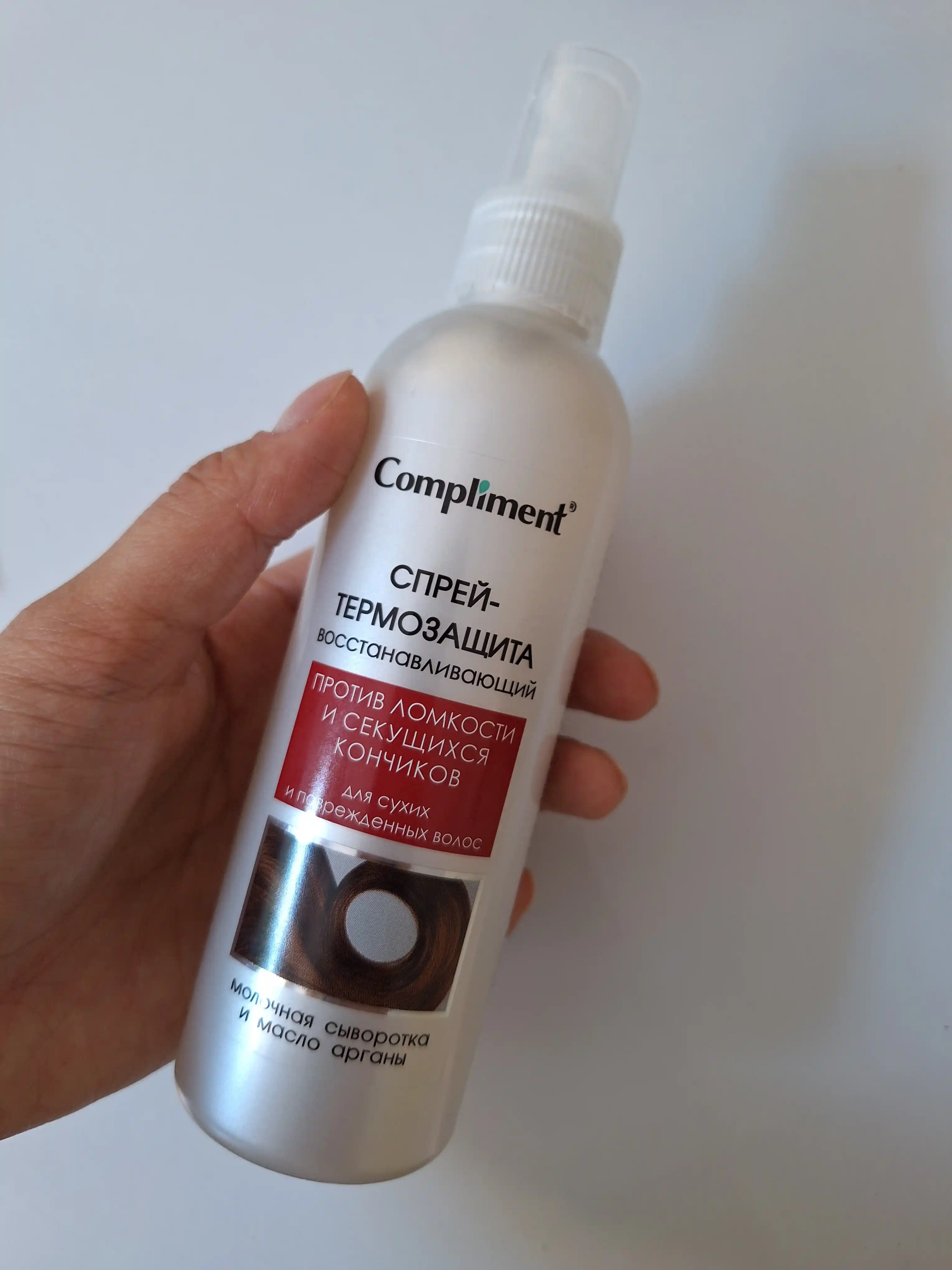 COMPLIMENT Sochlar uchun termo himoya spreyi, quruq va shikastlangan uchun, 200 ml