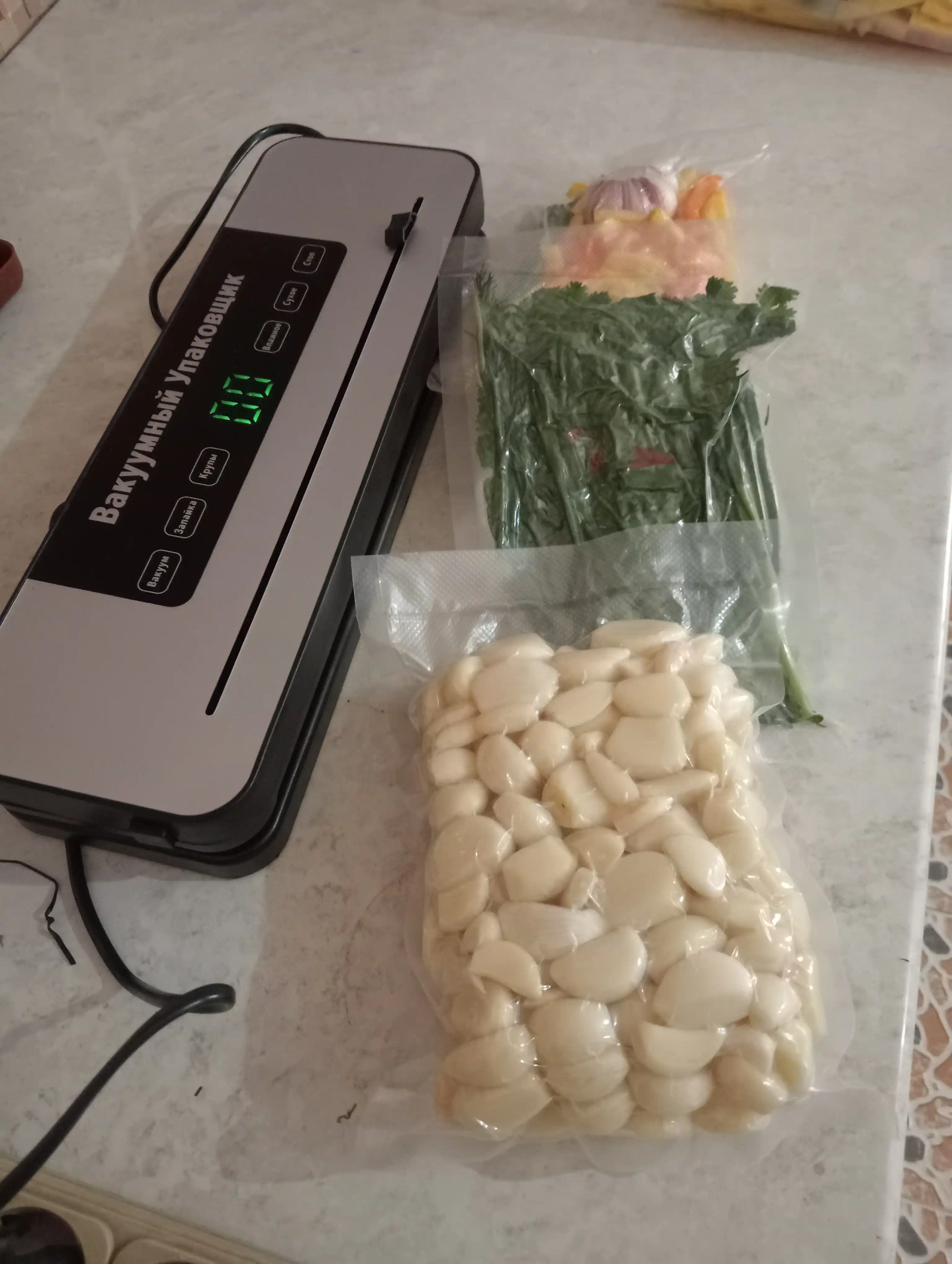 Вакууматор — вакуумный упаковщик продуктов, +60/+10 пакетов, машина для вакуумной упаковки