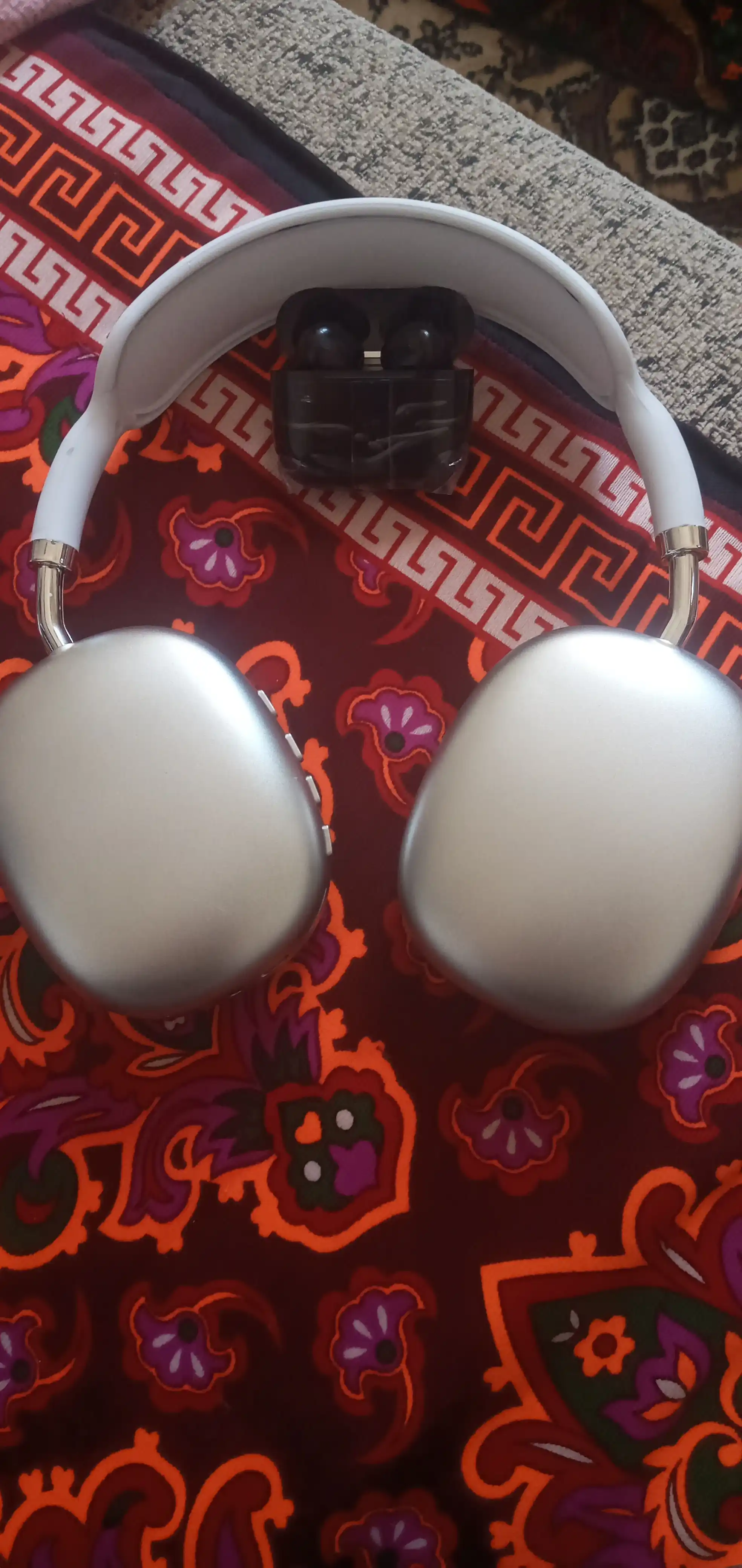 P9 simsiz Bluetooth quloqliklari + Pro 3 bonus quloqliklari