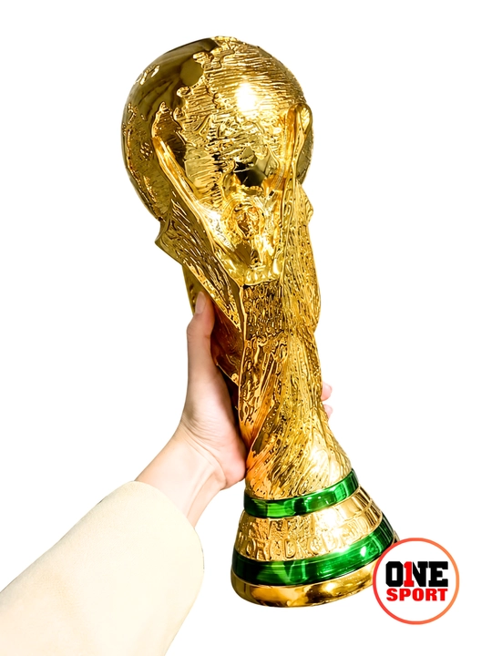 Oltin mukofot - dekorativ haykalcha, kubok, futbol va boshqa sport turlari uchun sovrin