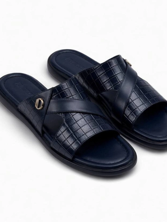 Classic Leather Slide — классические кожаные шлёпанцы