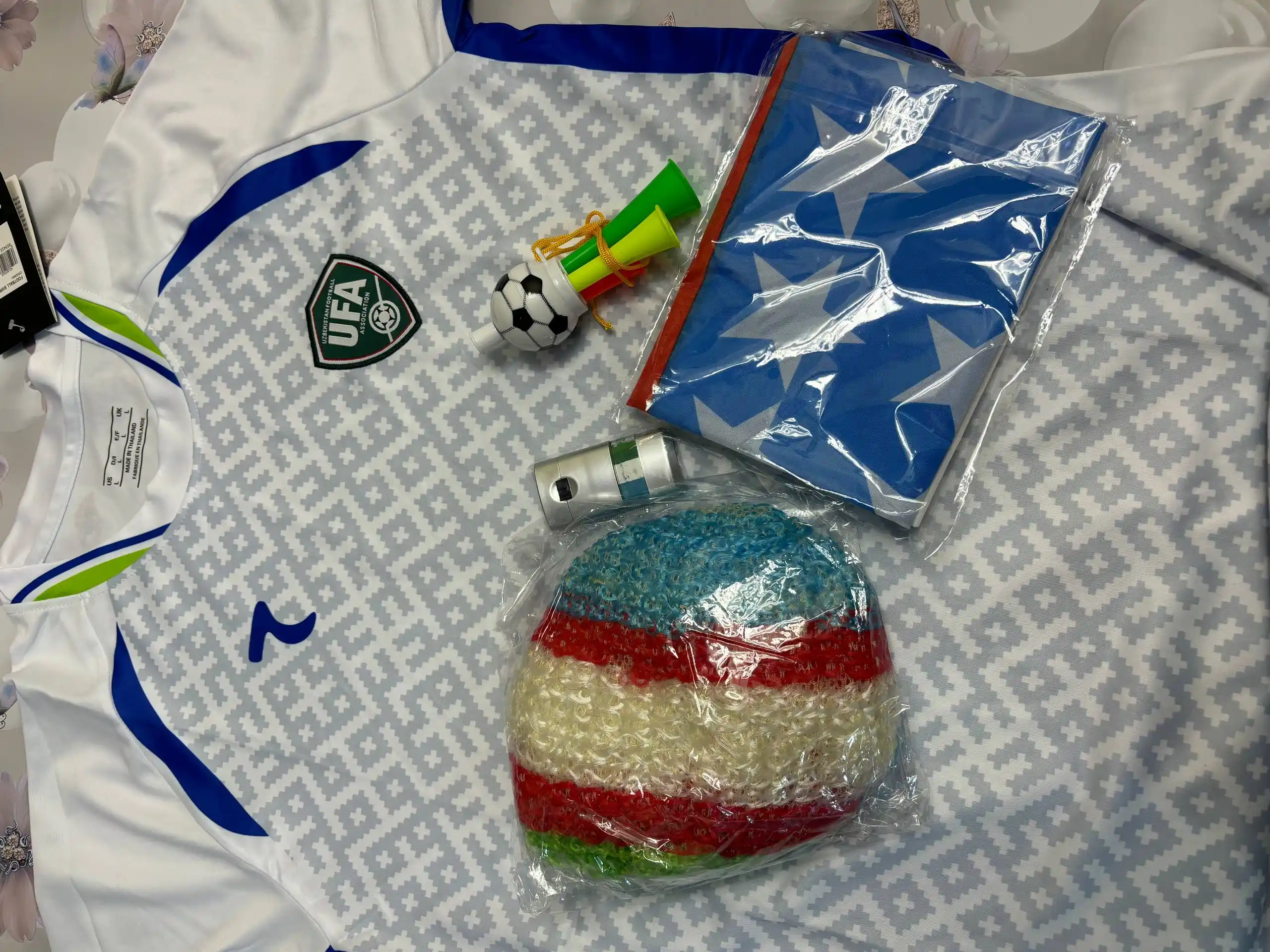 O‘zbekiston terma jamoasi atributikasi | Futbolka | 2 ta va 4 ta to‘plamlar | Bayroq