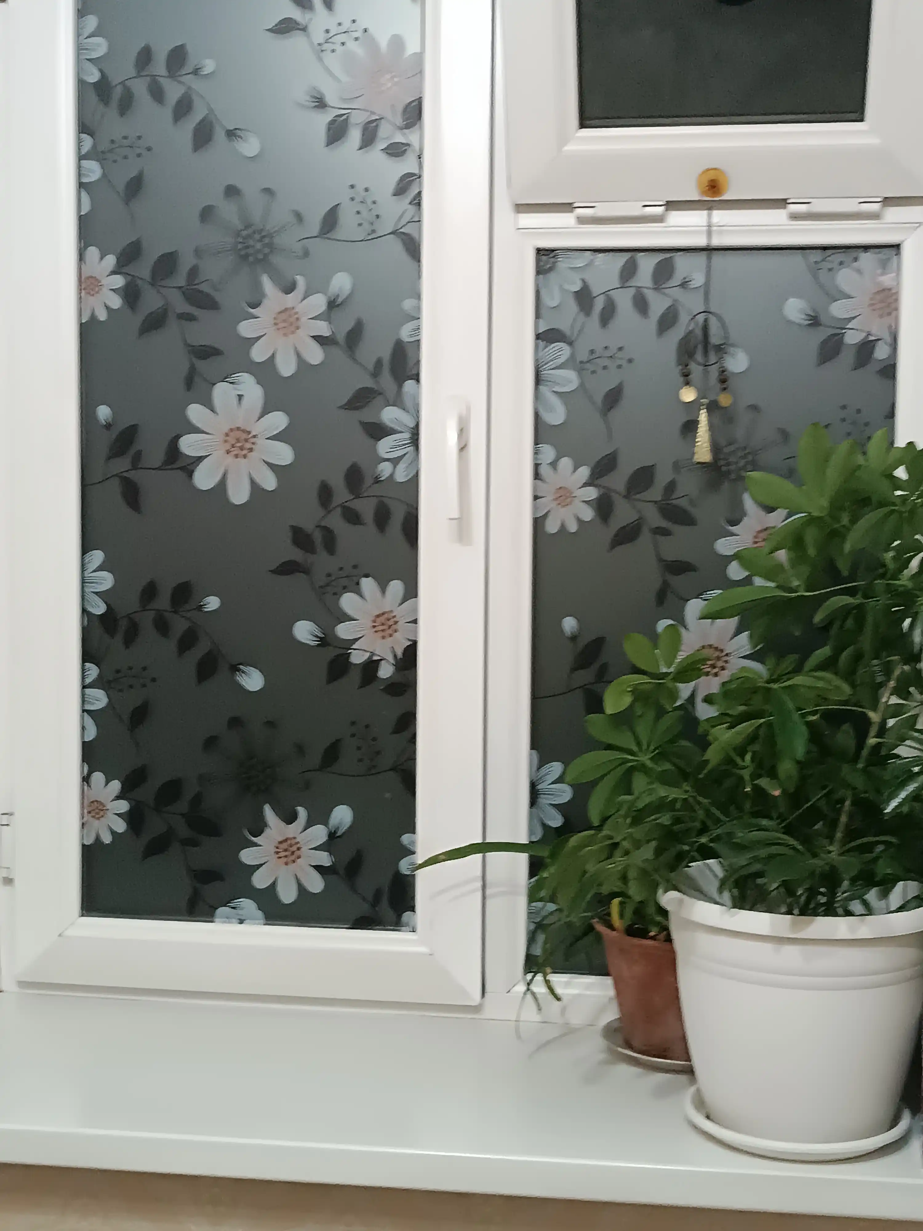 Матовая пленка на окно 45x200/300/500 см — самоклеящаяся, защита и приватность