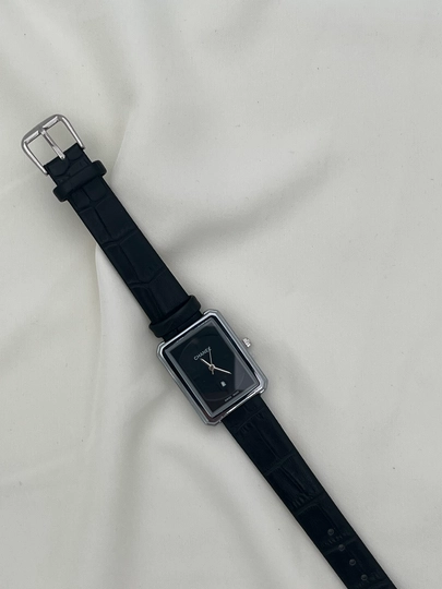 Женские часы, изящный прямоугольный дизайн — LWATCHS-00W0226-ЧЕРН