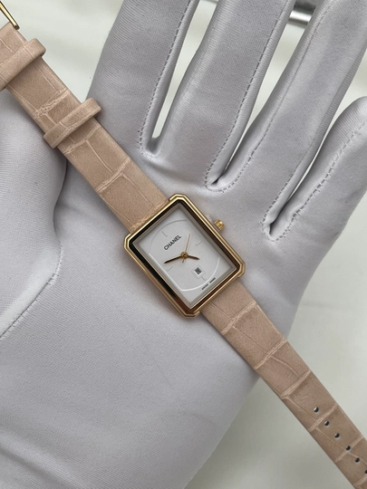 Женские часы, изящный прямоугольный дизайн — LWATCHS-00W0226-КРЕМОВ