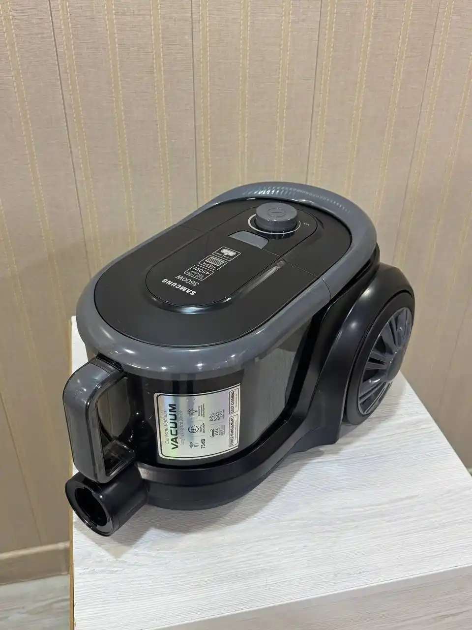 Пылесос 3 года гаратией  мощный 3600W, инновационный циклонный, HEPA фильтр