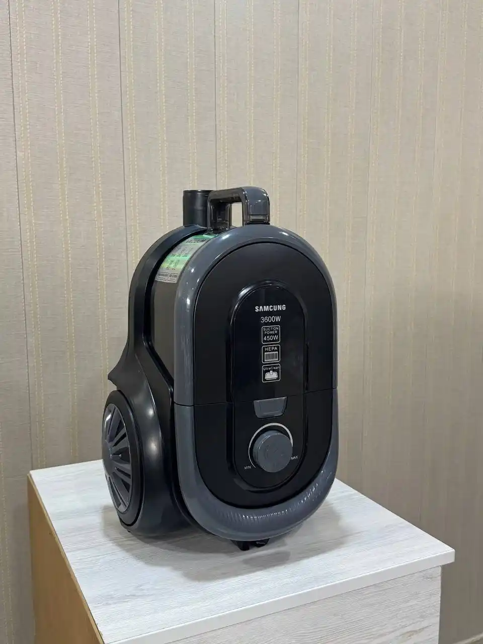 Пылесос 3 года гаратией  мощный 3600W, инновационный циклонный, HEPA фильтр