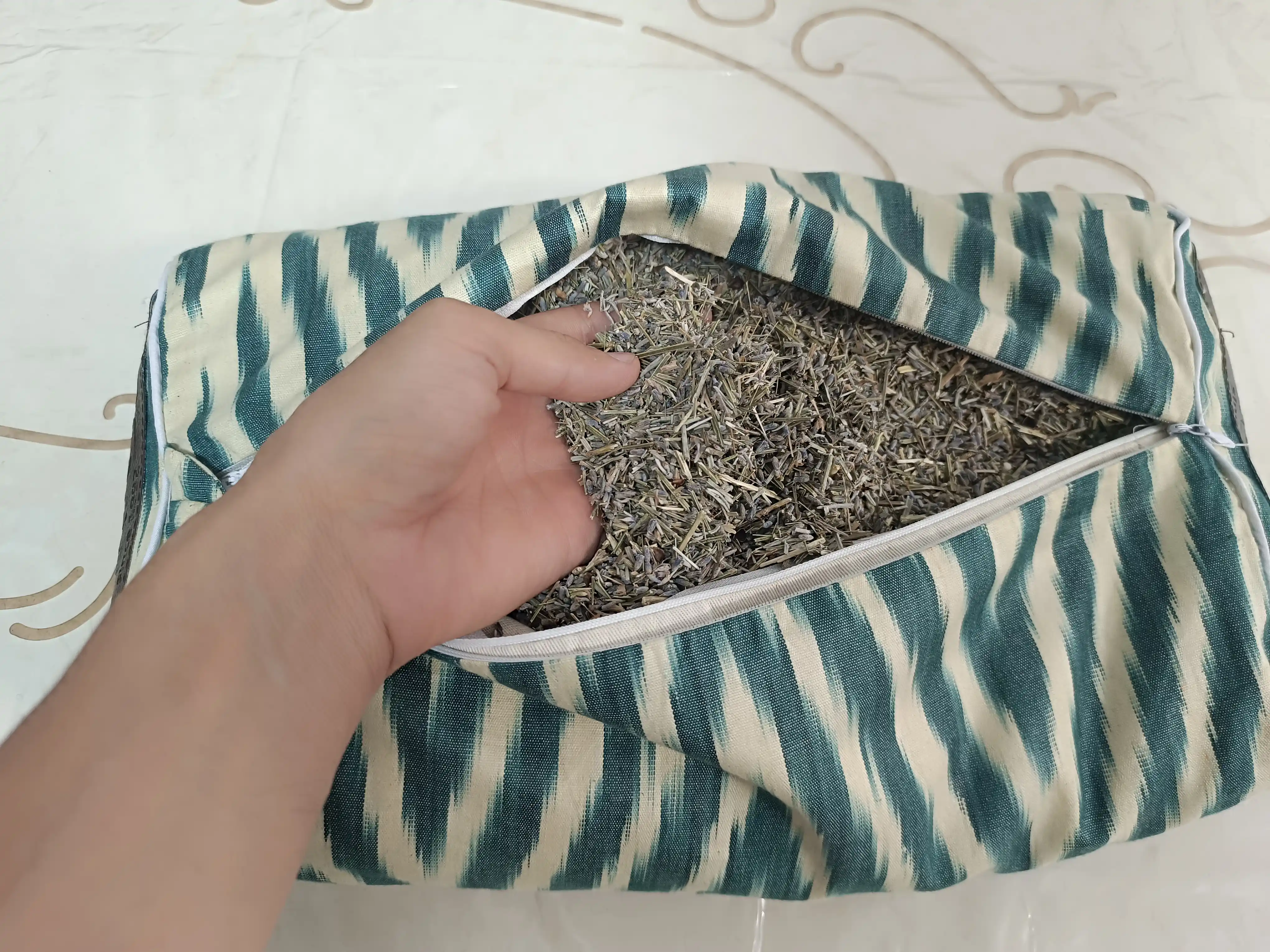 Lavanda yostiq, Doctor Ali, antistress, shifobaxsh yostiqcha, aromaterapiya uyqu uchun