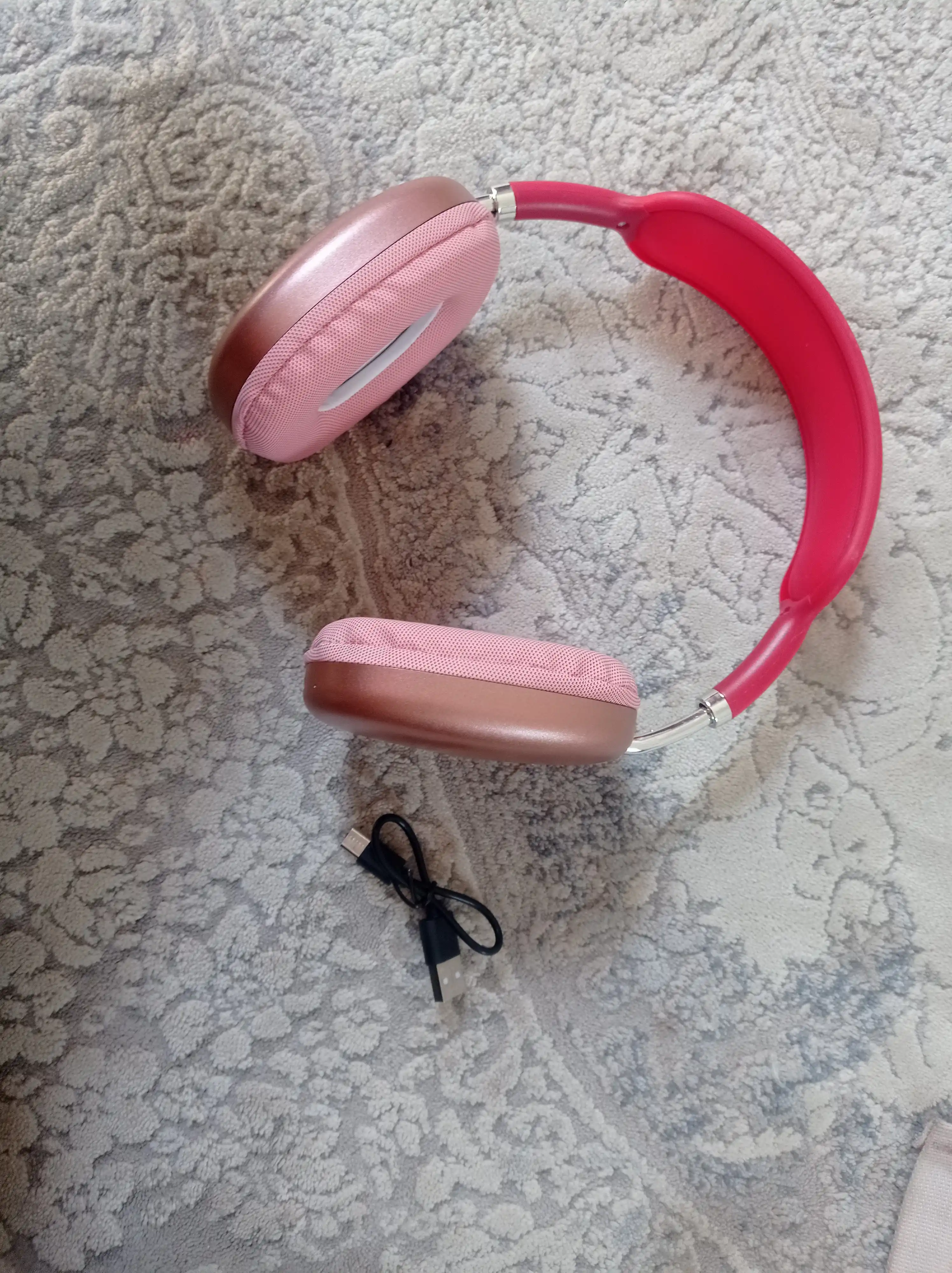 Simsiz Bluetooth quloqchinlar P9, mikrofonli, to'liq o'lchamli