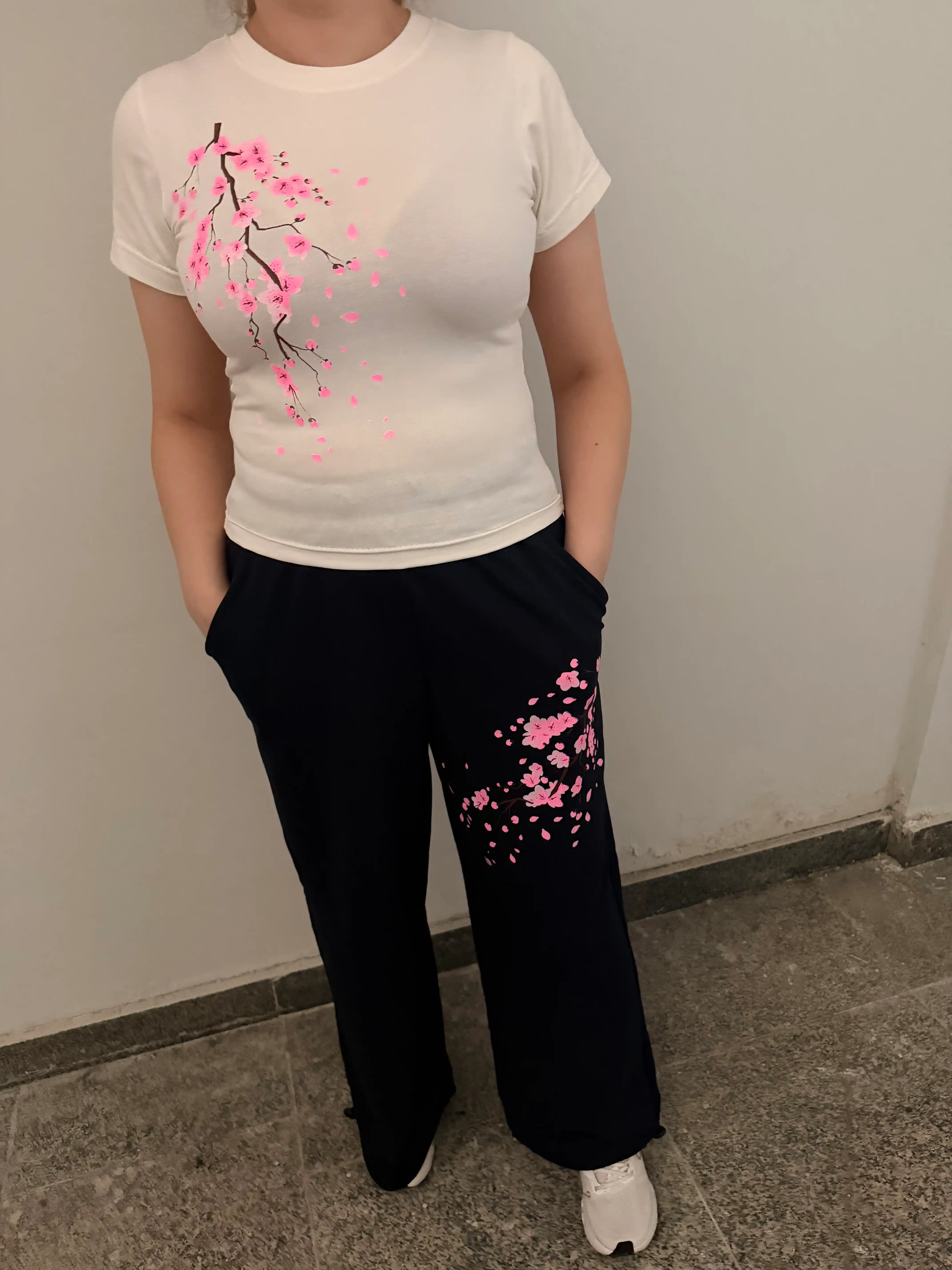 Женский комплект одежды Sakura из двух частей