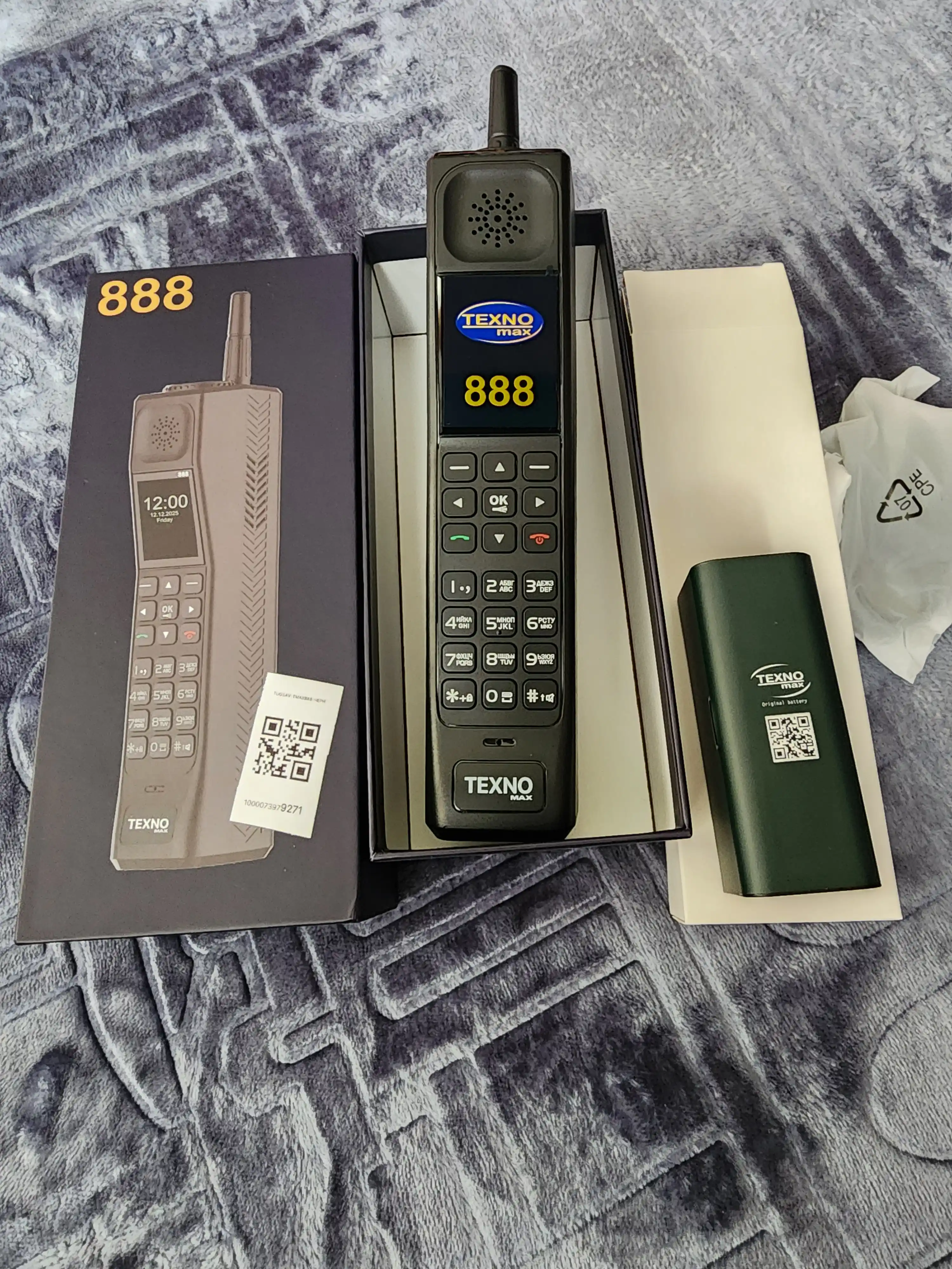 Tugmali telefon TexnoMax 888, 4ta Sim-Kart, katta batareya 4000mAh