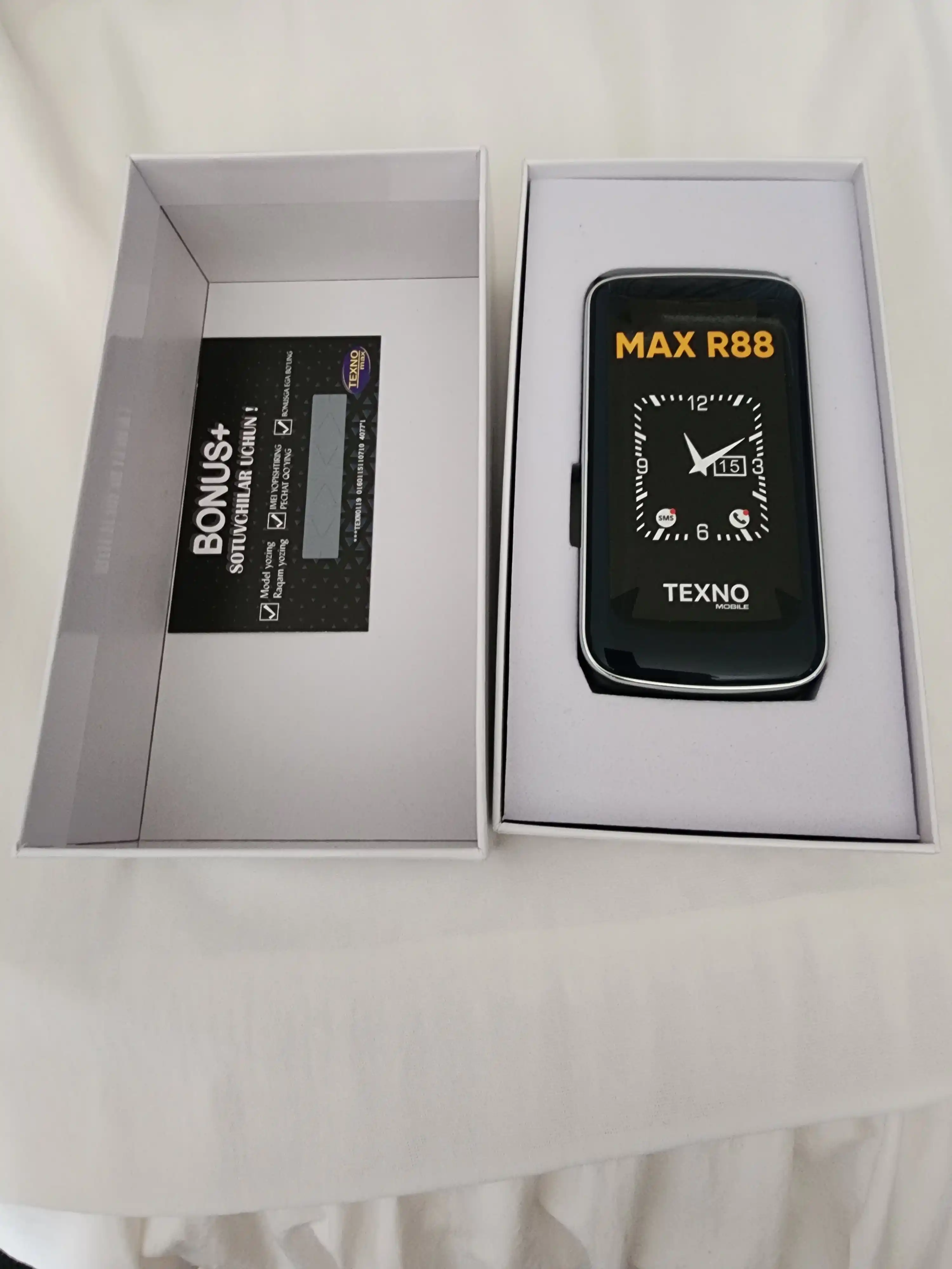 Кнопочный телефон Texno Max R88, без камеры