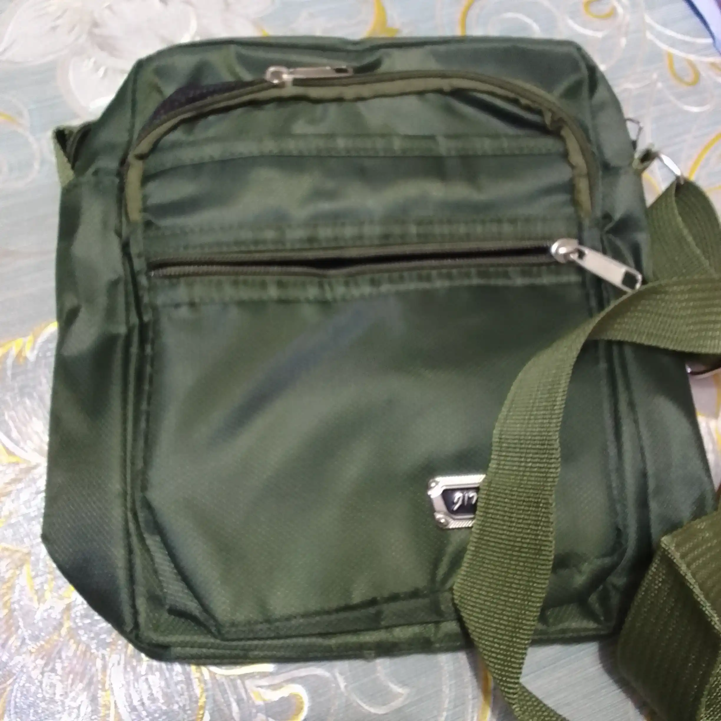 Erkaklar sumkasi, 3 ta variant, Oxford, eko charm, 6 ta cho‘ntak, A5-8