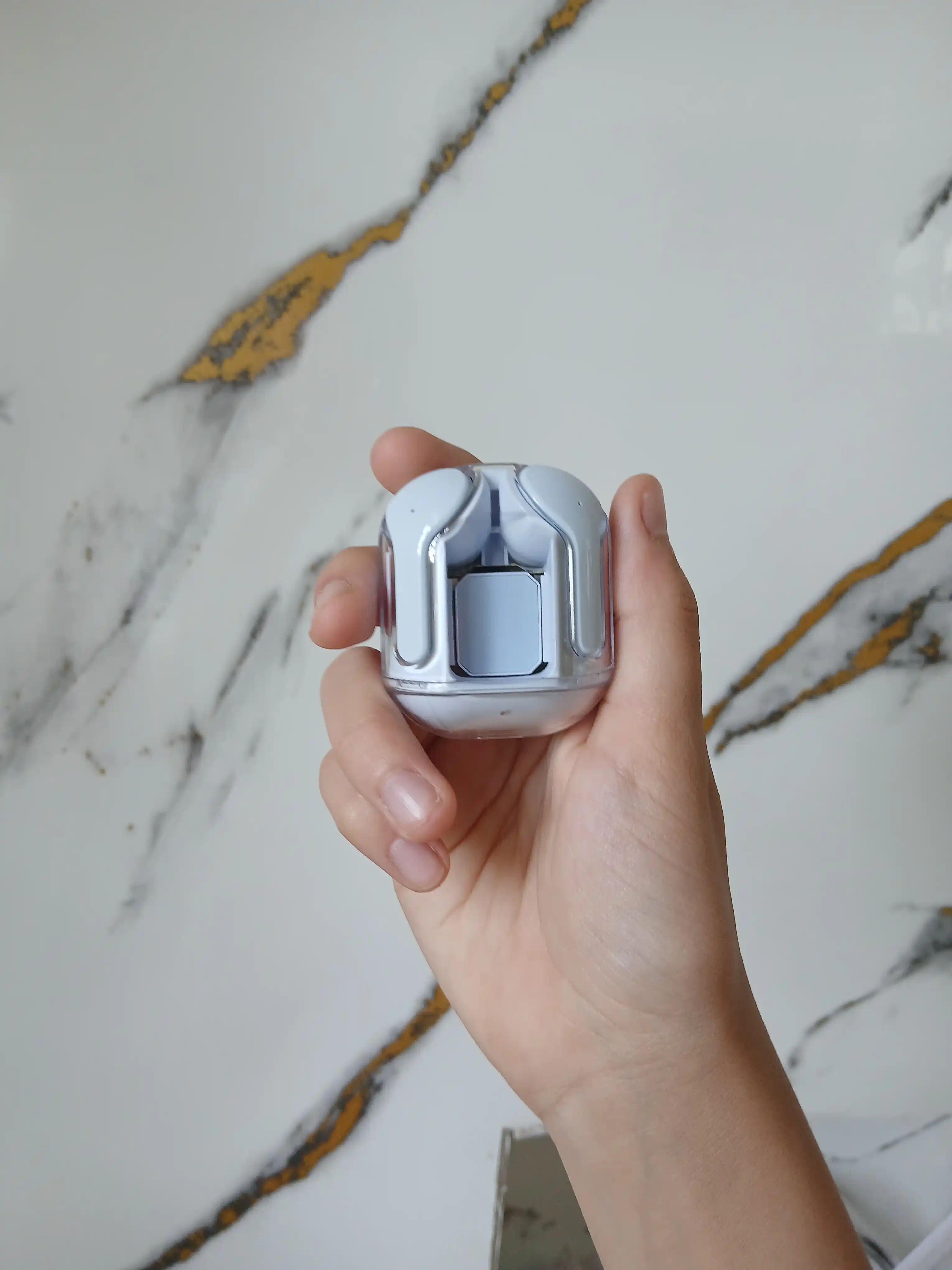 AIR31 simsiz quloqchinlar, LED displey