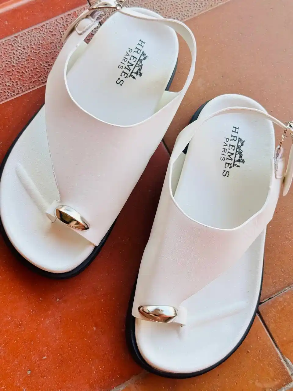 Ayollar yozgi sandal, ochiq bosonojka, platformali, zamonaviy, qulay oyoq kiyim