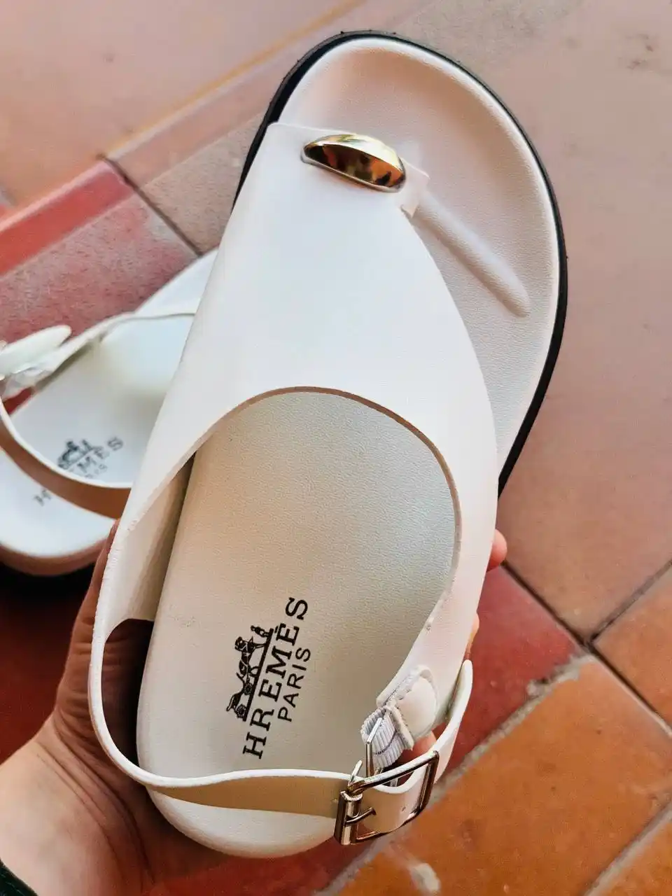 Ayollar yozgi sandal, ochiq bosonojka, platformali, zamonaviy, qulay oyoq kiyim