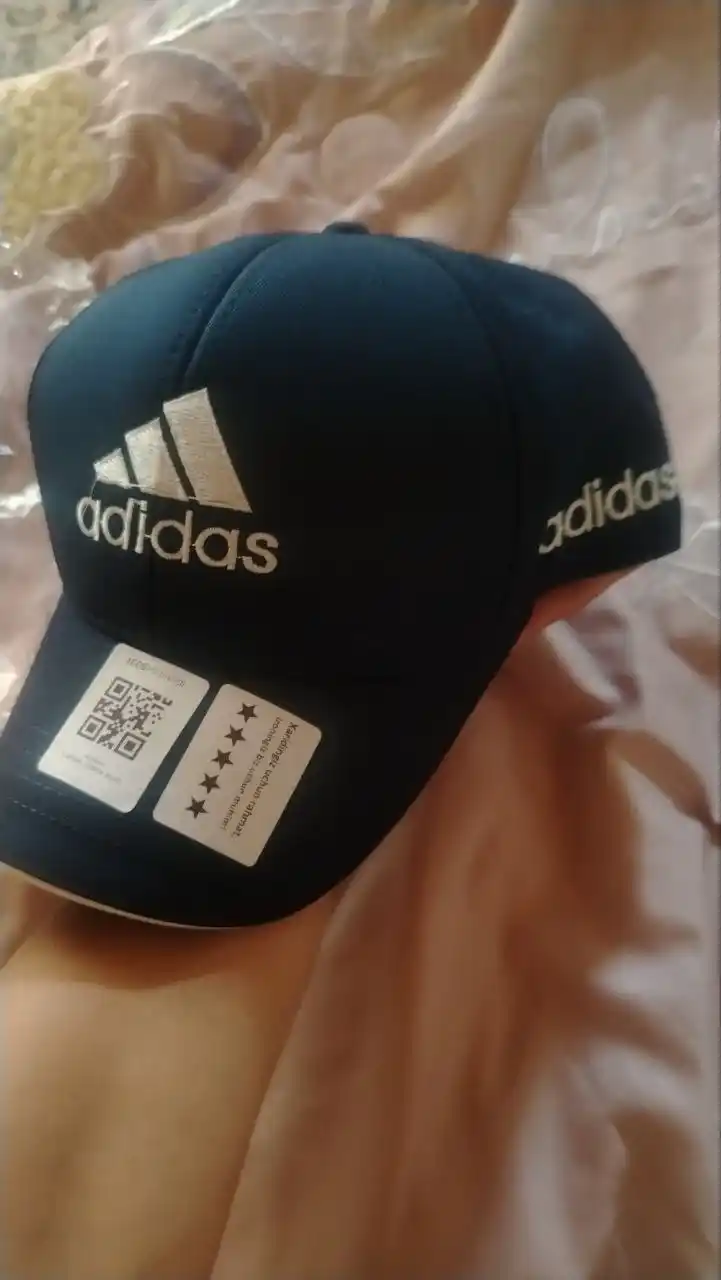 Erkaklar va ayollar uchun kepka