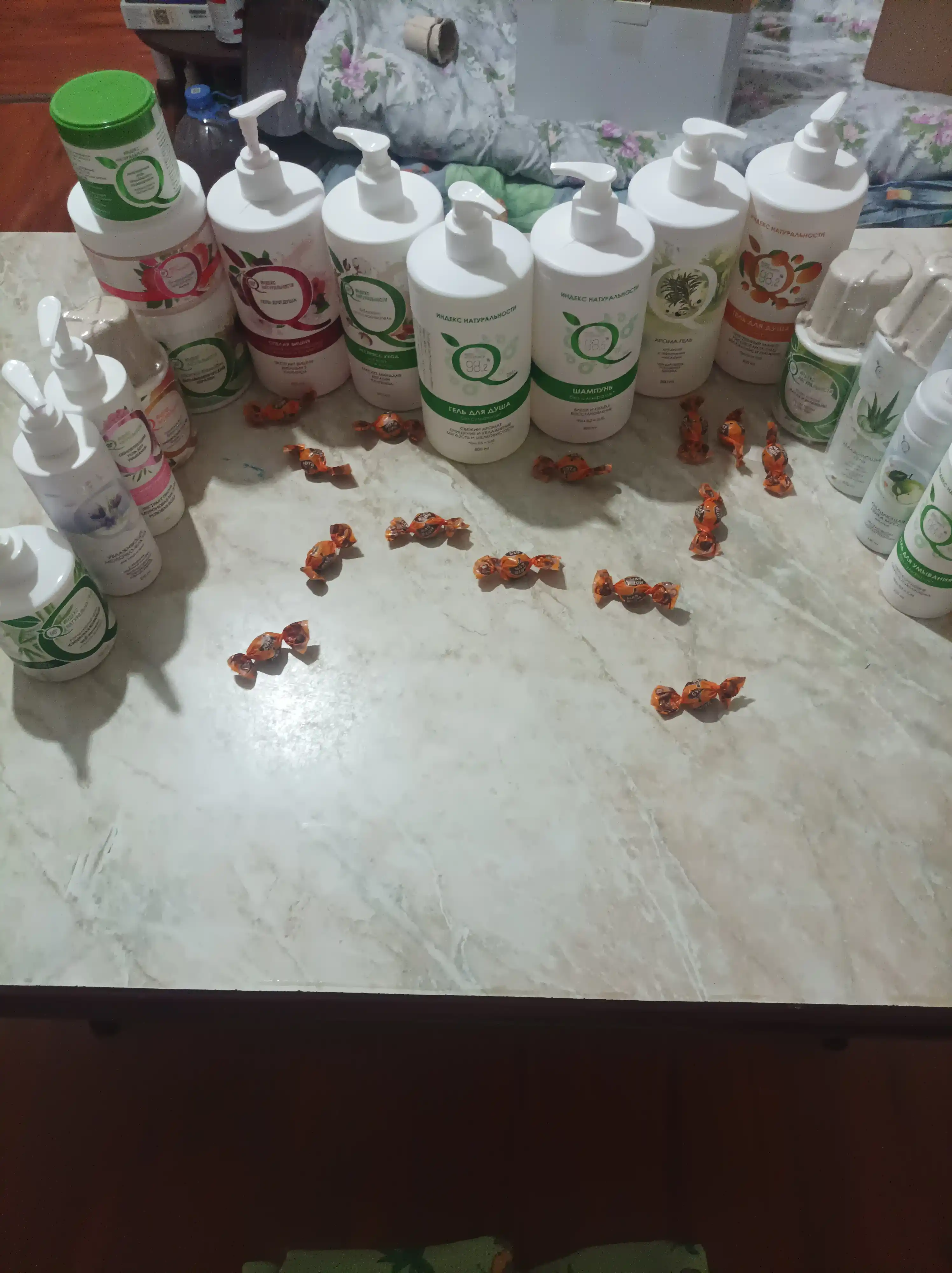 Tabiiylik indeksi, ayollar va erkaklar uchun namlantiruvchi dush geli, 800 ml