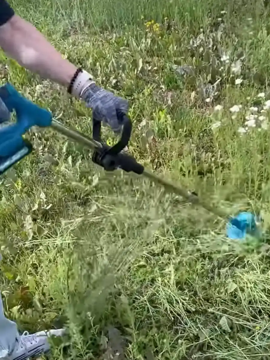 Biyoti akkumulyatorli bog‘ trimmeri