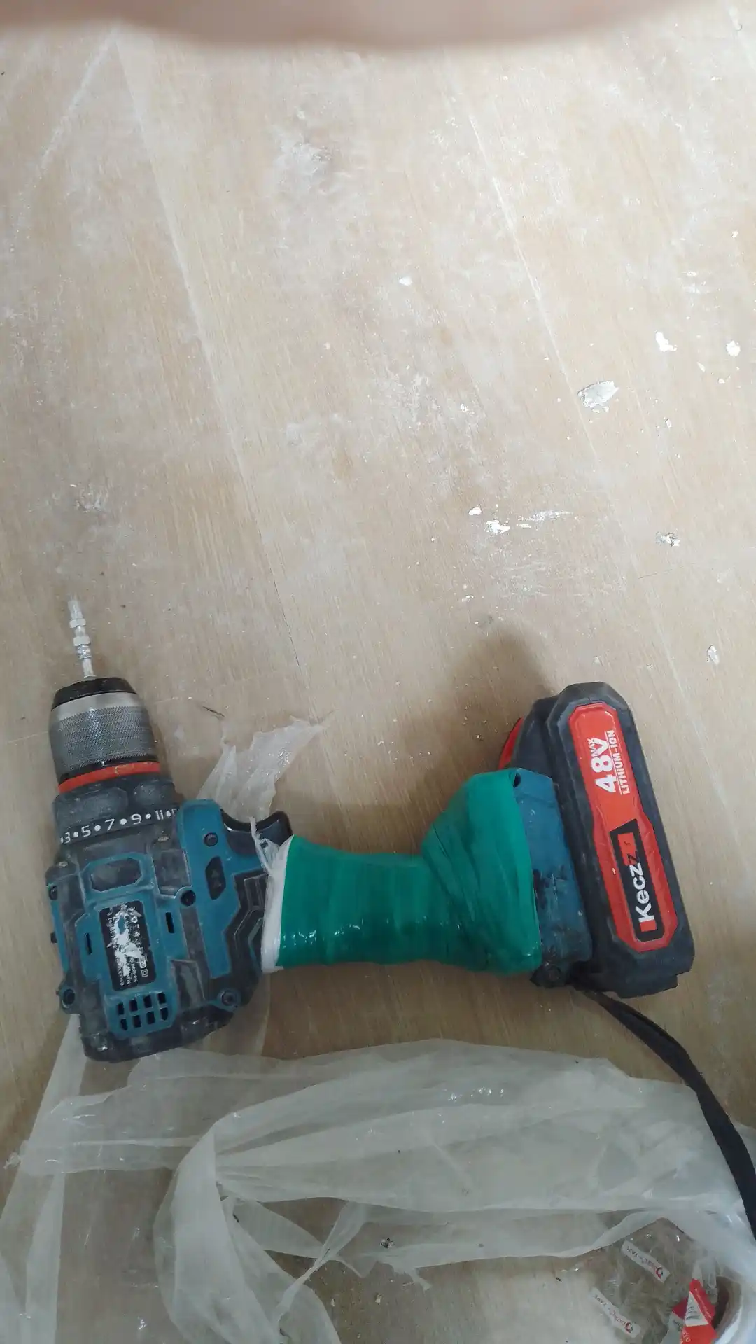 Shurupovert va lazer uchun batareyka 21V, 36V, 48V, 98V