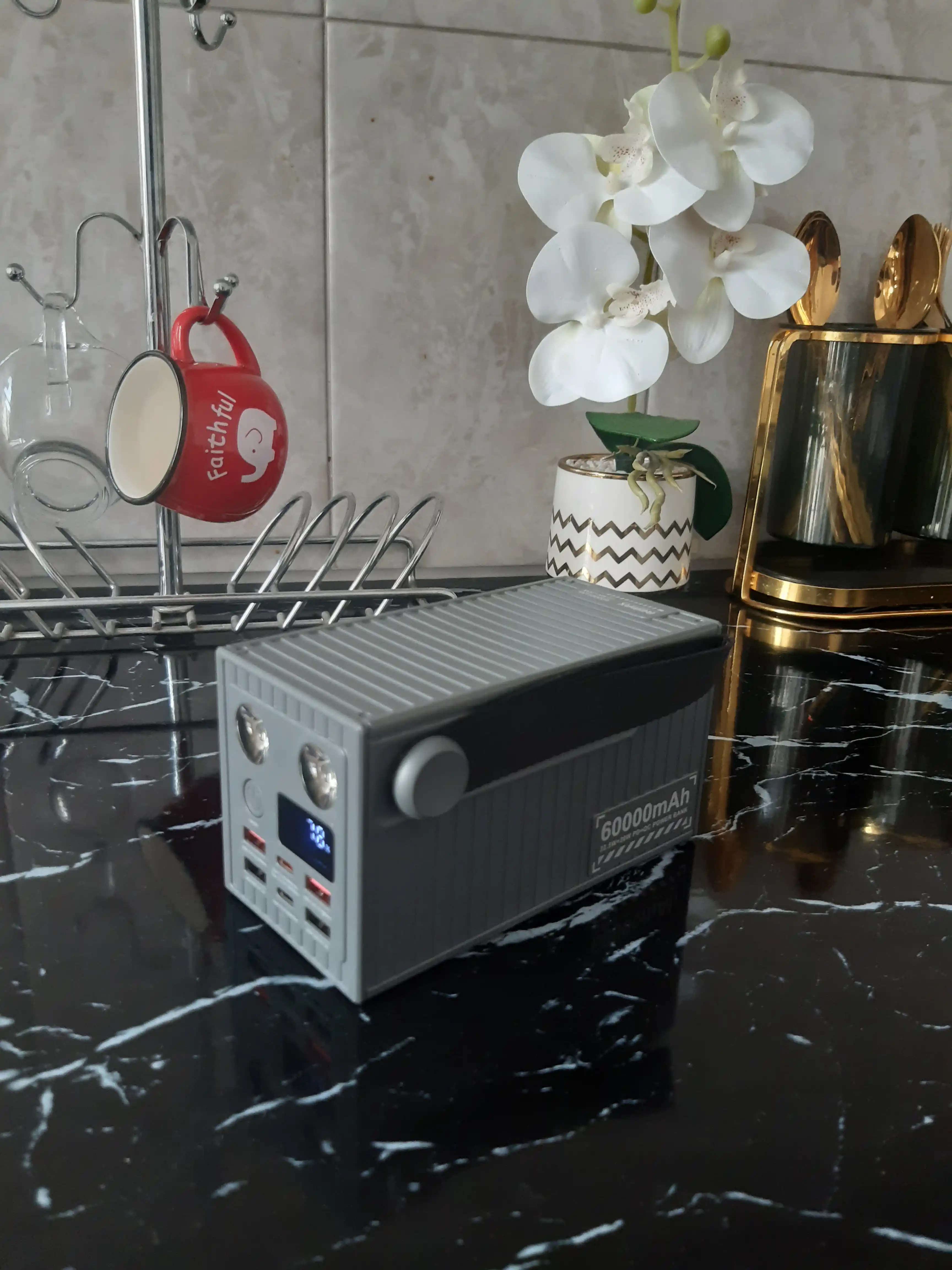 REMAX Power Bank tashqi batareyasi 22,5 W tez zaryadlash, 10000 dan 50000 mA/h, Type-C