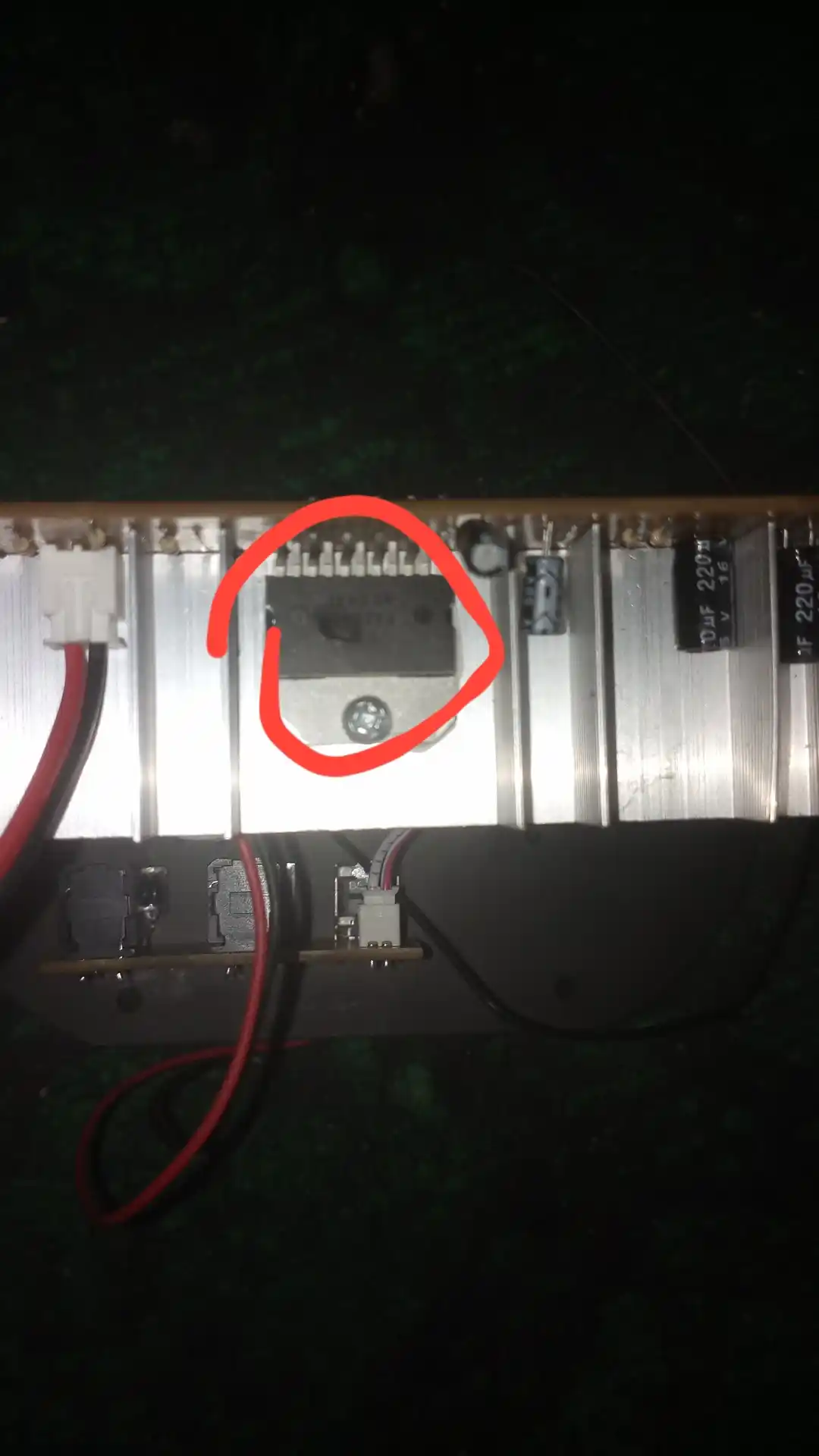HCYX моно усилитель сабвуфера 30W RMS, 60W max, DC 8–28V, Bluetooth USB TF FM AUX
