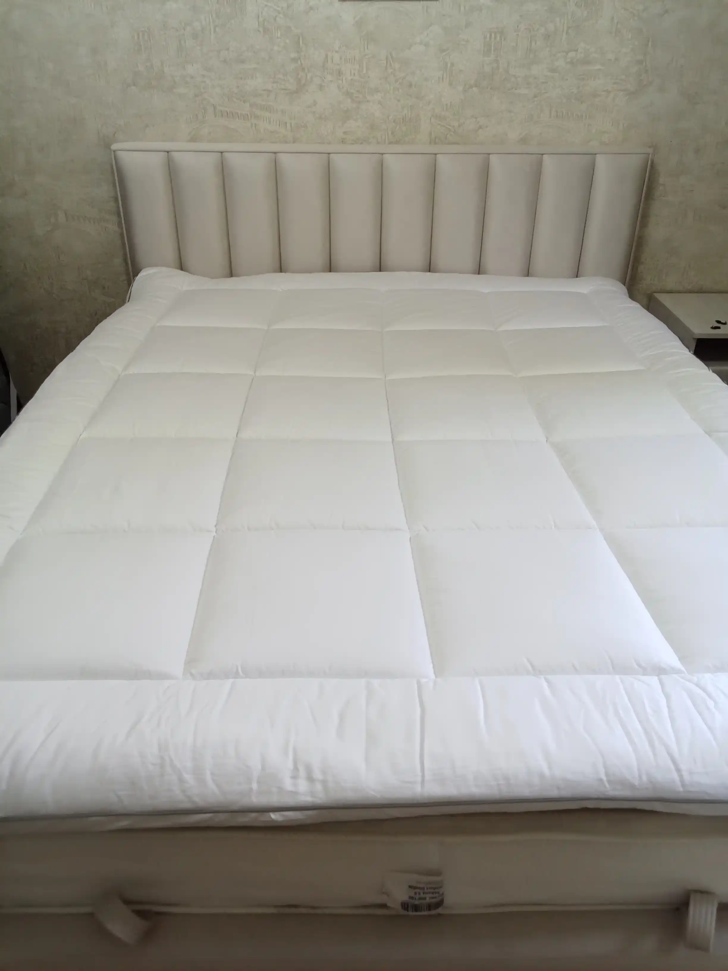 Топпер на резинке, наматрасник, 5 см, холлофайбер, для матраса и дивана