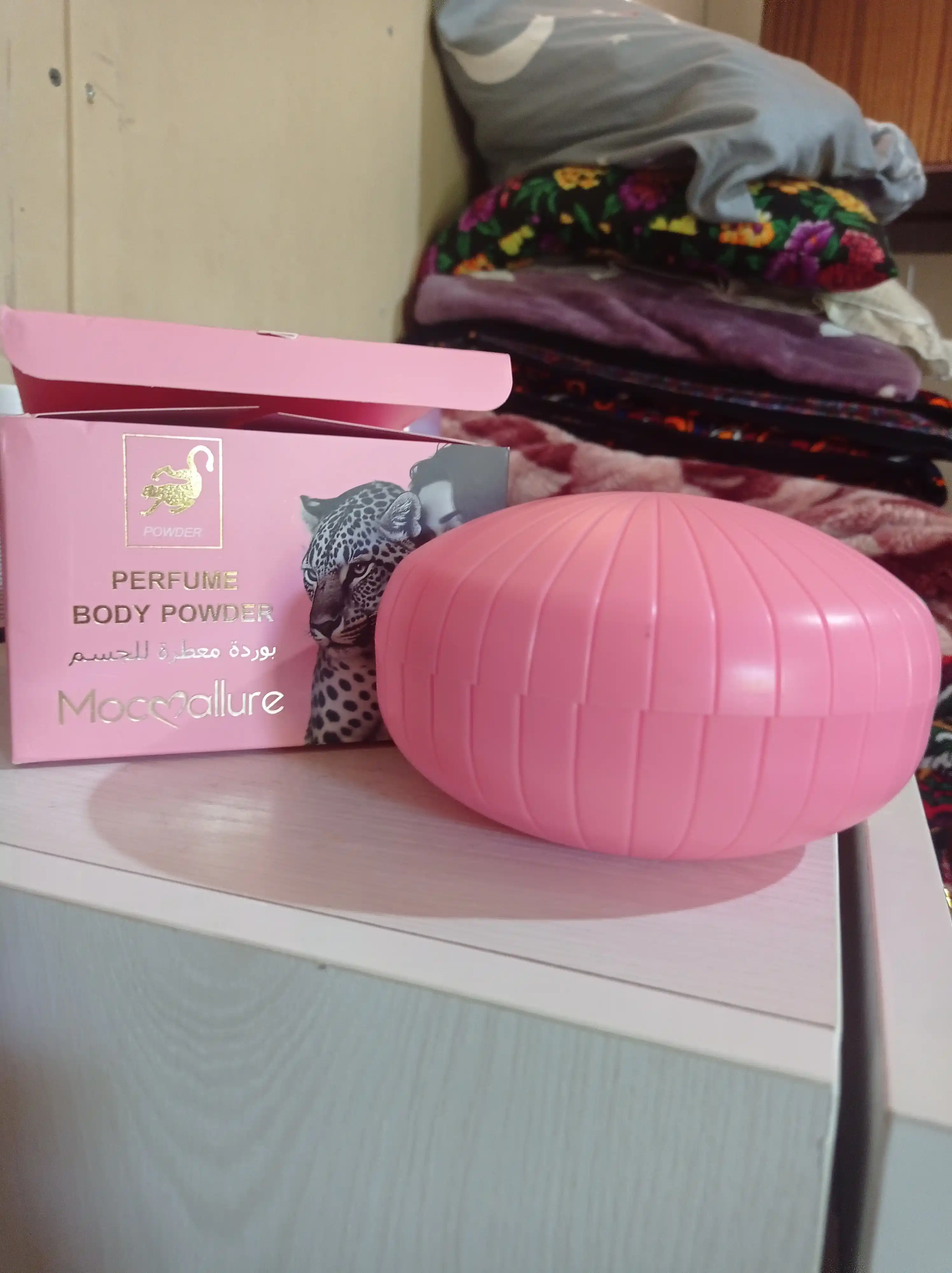 Ayollar uchun parfumni talk, 100 g