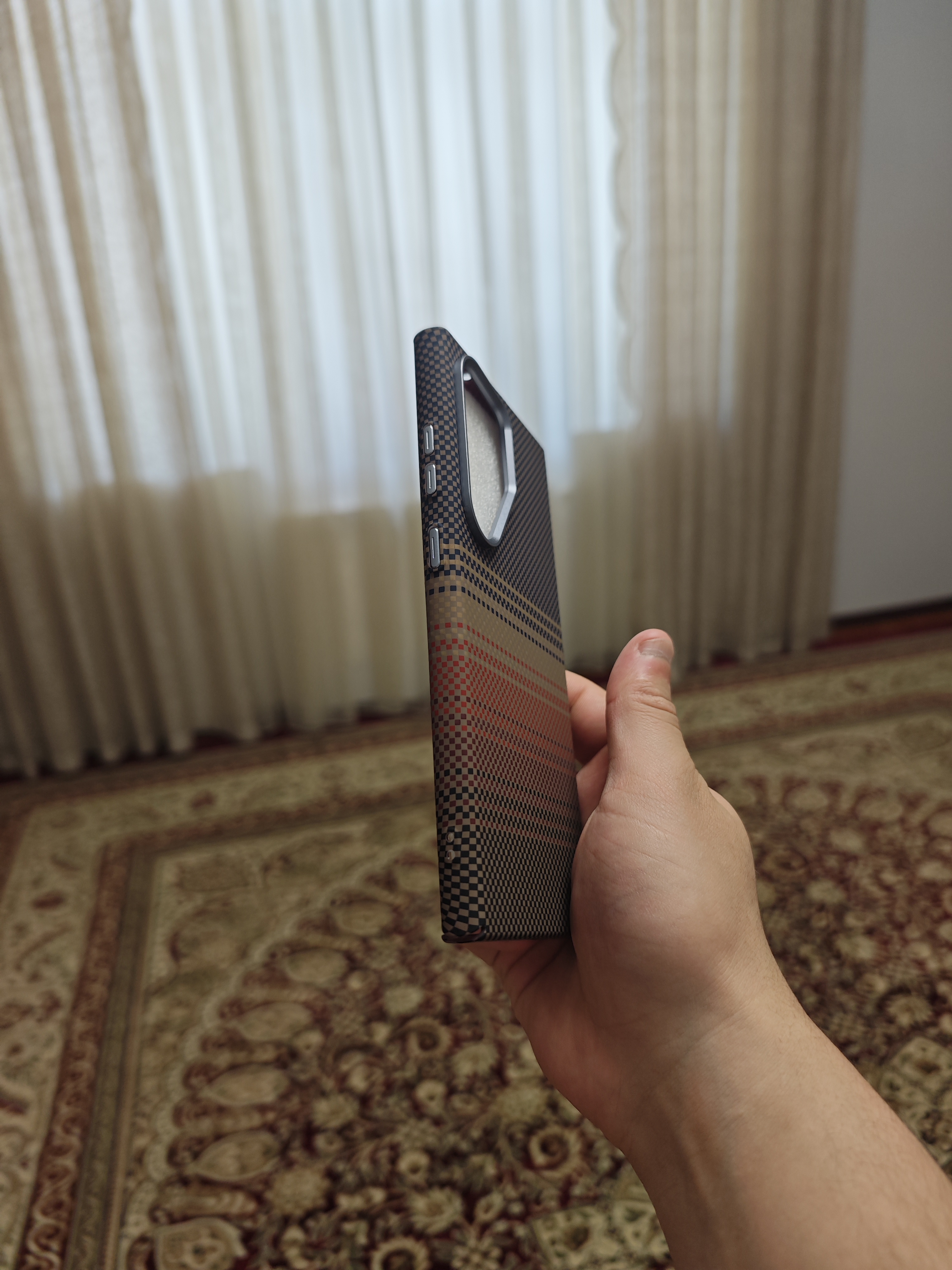 Чехол карбоновый для Samsung Galaxy S23 Ultra, S24 Ultra, S25 Ultra – лёгкий и прочный