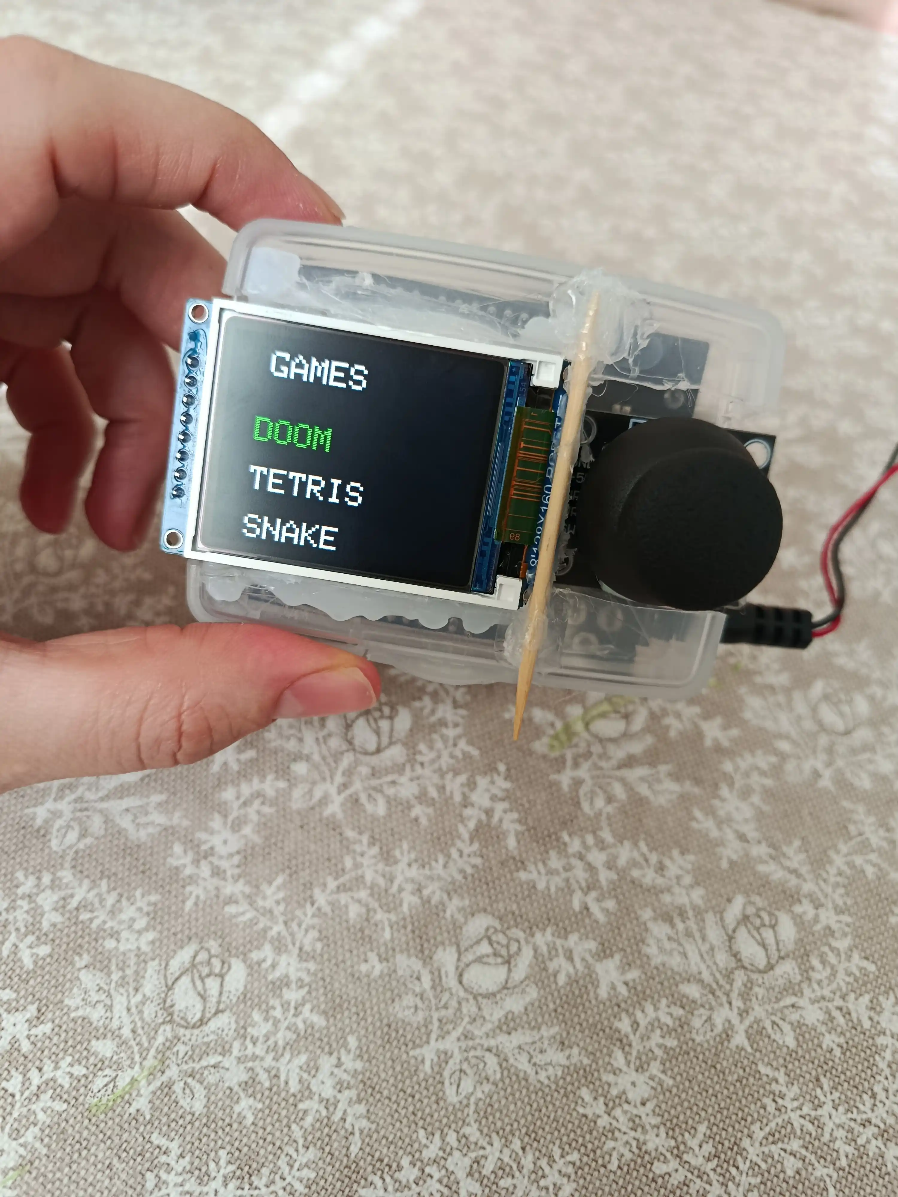 LCD displey rangi 128160, 1,8" TFT (ST7735S)