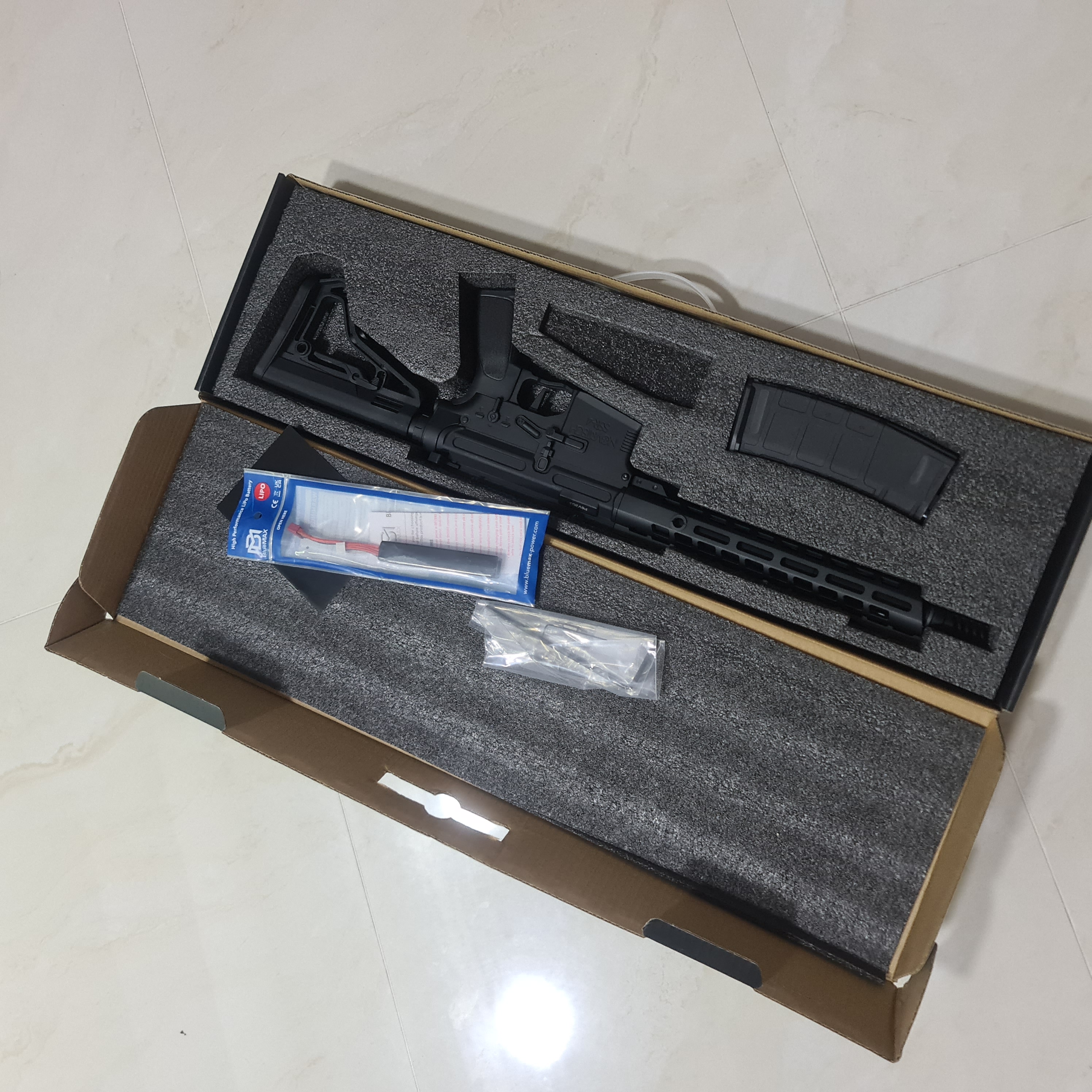 NOVRITSCH SSR4 Mk2 - AEG avtomatik elektr straykbol o‘yinchog‘i