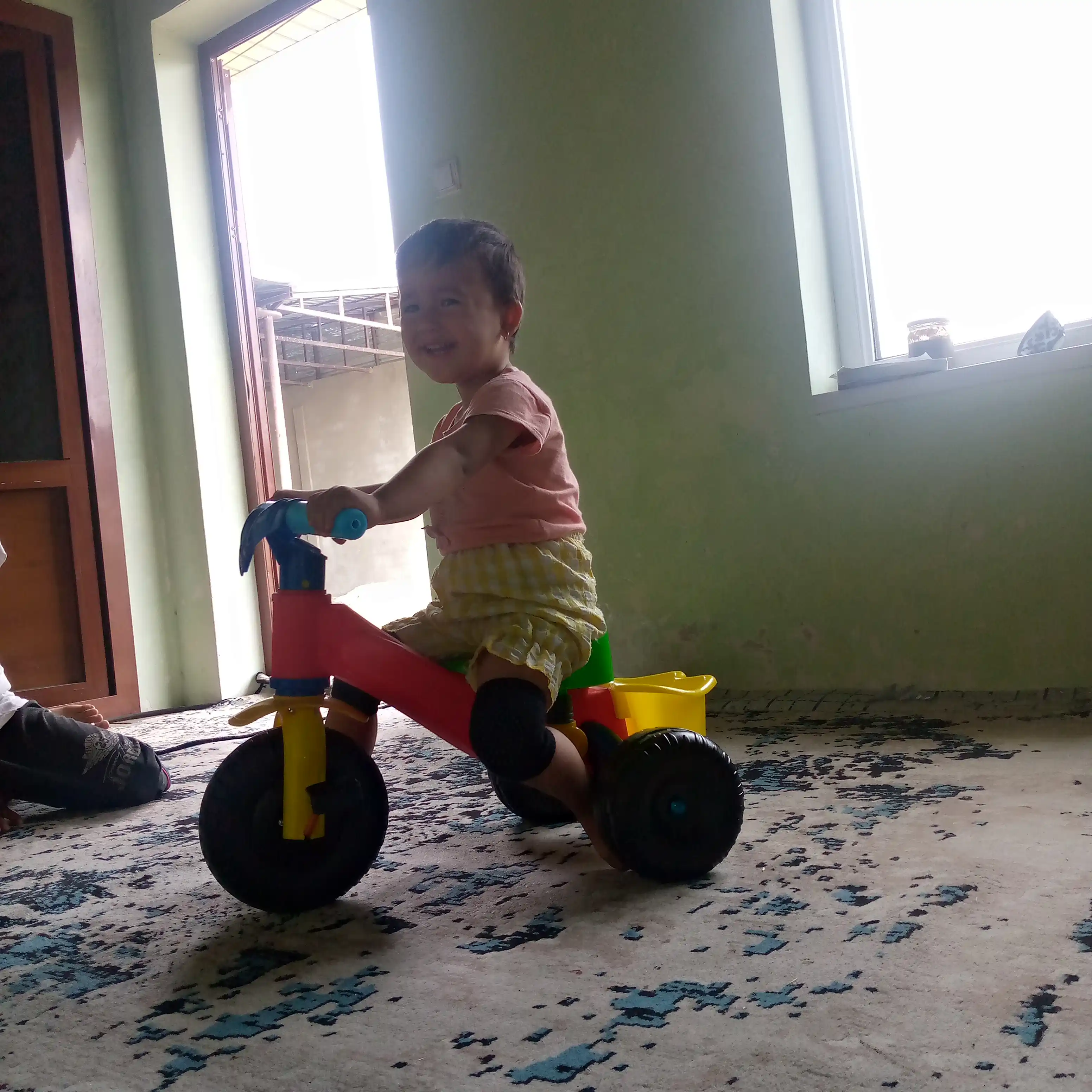 Детский трехколесный велосипед, велосипед для детей 2-3 лет