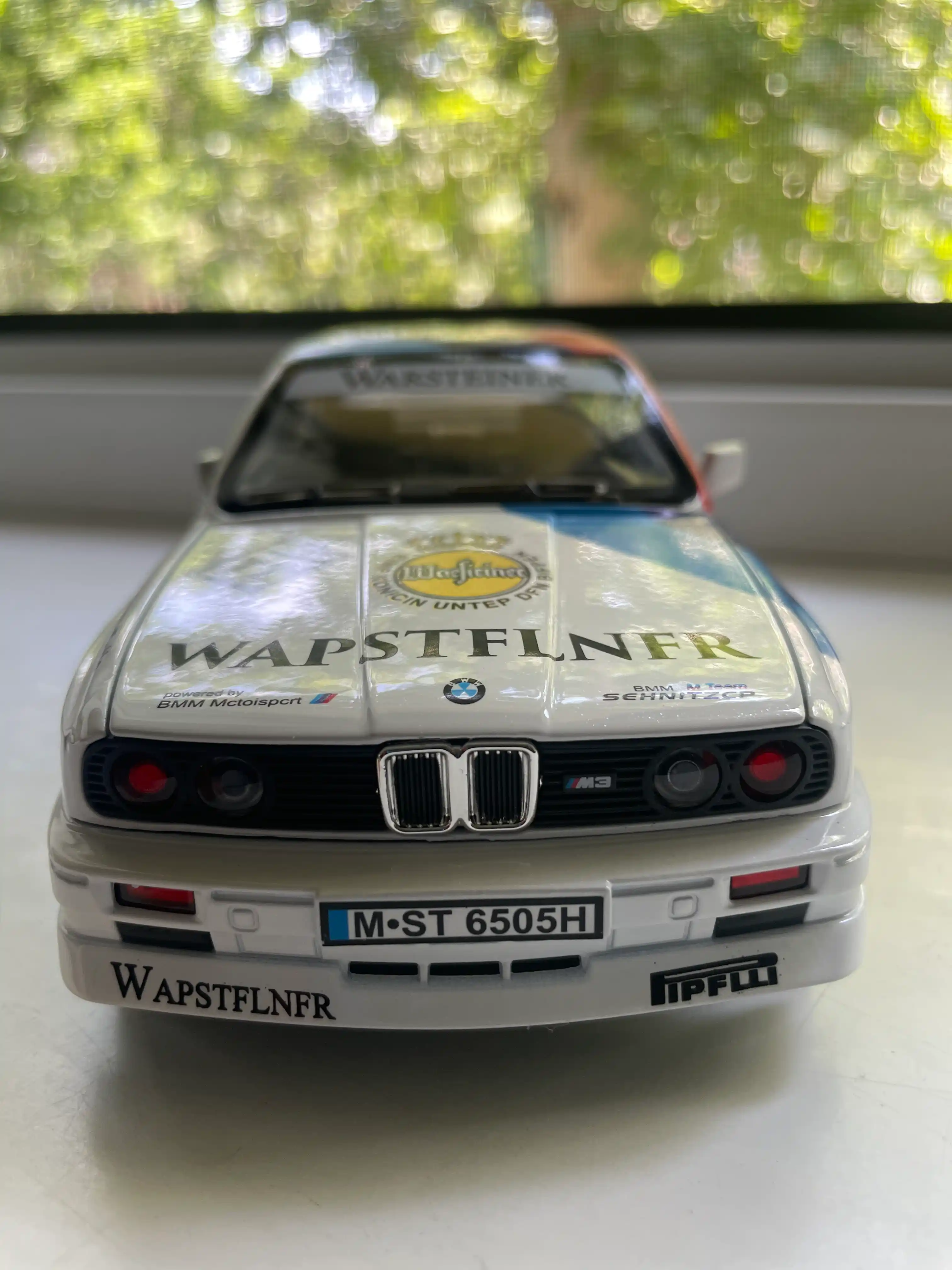Metall mashina BMW M3 E30 1988, 1/24 metal, 20 sm