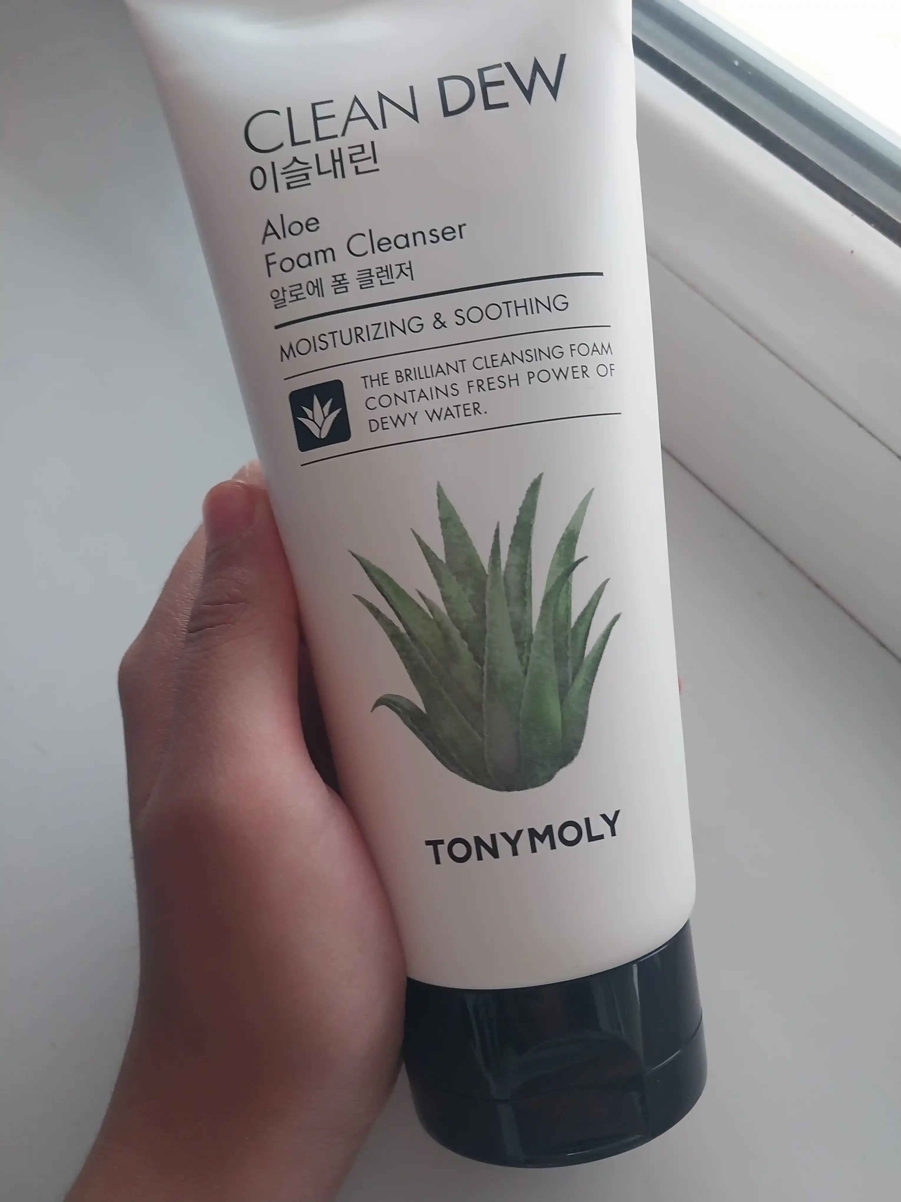 Ko'pik yuz yuvish uchun Tony Moly, Clean Dew Foam Cleanser, 180 ml