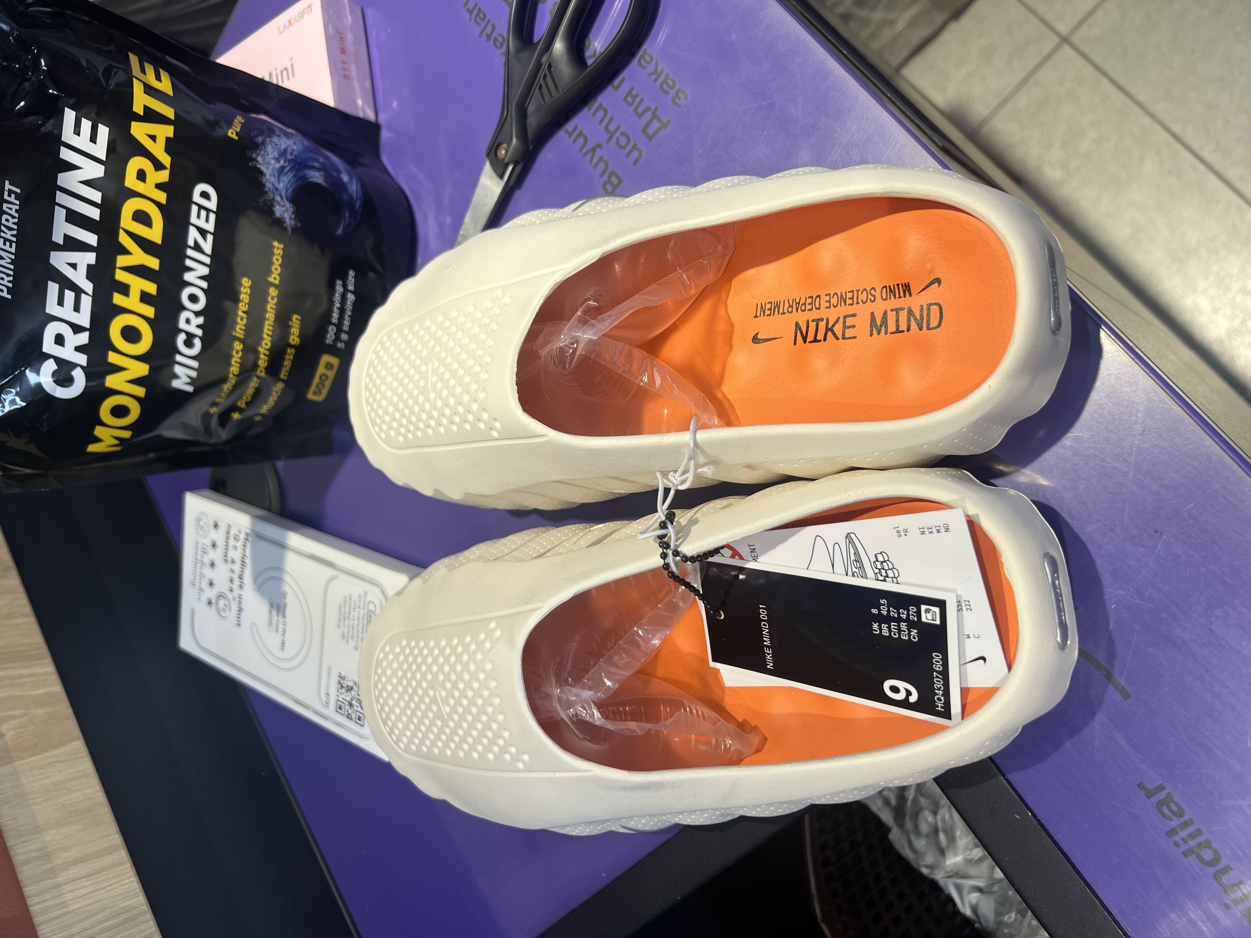 NIKE MIND 001 erkaklar shippaklari sport uchun maxsus. 1 Rzamer katta olish tavsiya etiladi